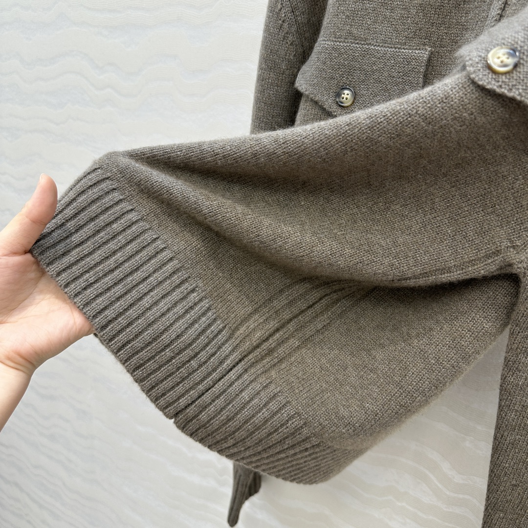 Elegant Women's Cashmere Blend Jacket - Versatile, Chic, and Comfortable 8 i1757958007 6042 6