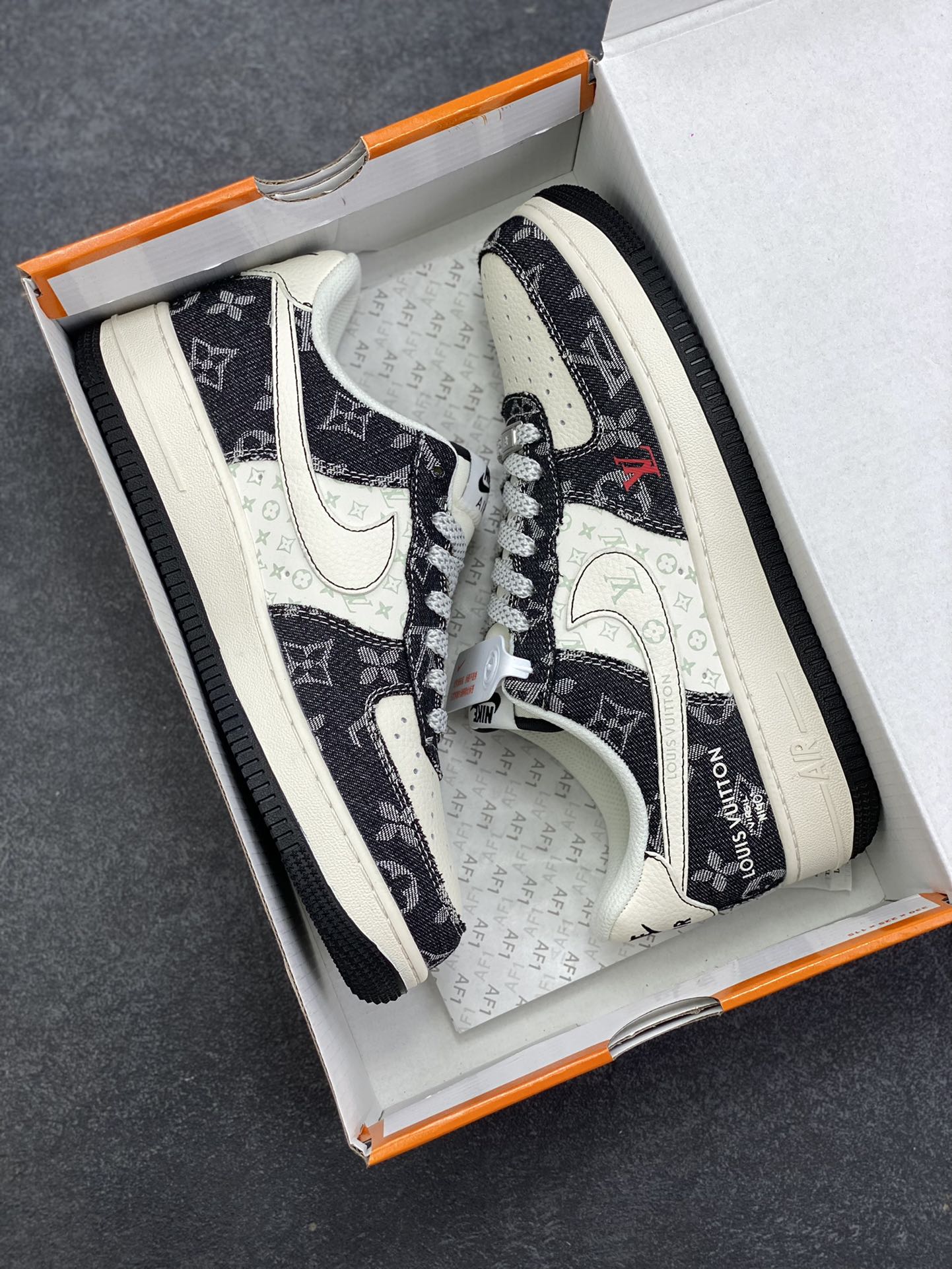 图片[9]-Nike Air Force 1 \’07 Low “LV联名——牛仔米黑缝线”空军一号 低帮 运动鞋 休闲鞋 折边针车 工艺难度大 原楦头原纸板 原装鞋盒 定制五金配件 内置全掌气垫 原厂鞋底 货号：MZ9588-815 尺码：36 36.5 37.5 38 38.5 39 40 40.5 41 42 42.5 43 44 44.5 45-选品中心