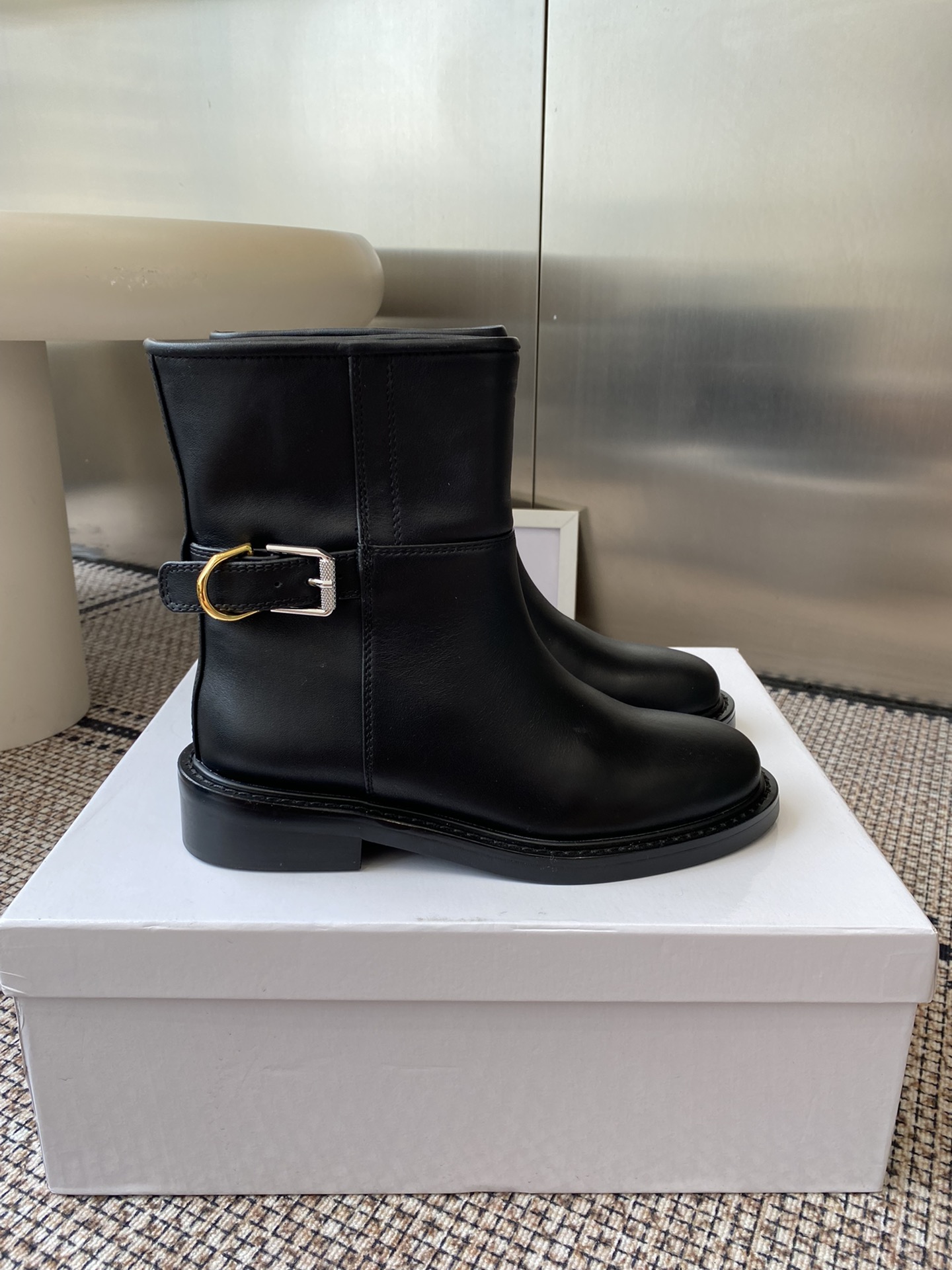 Givenchy Women's Black Leather Ankle Boots - Comfortable & Stylish 3 i1757966398 6903 1