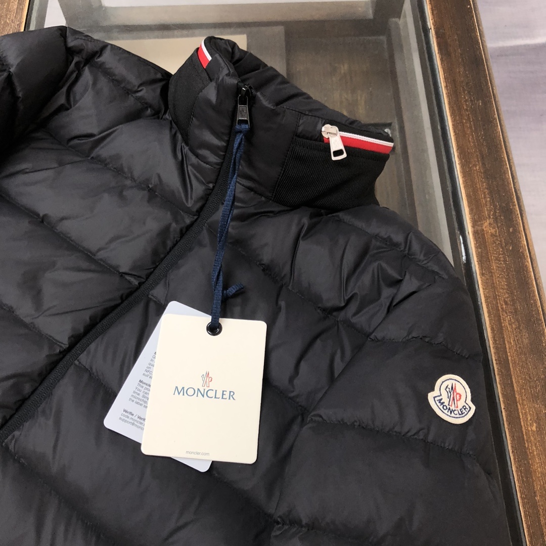 羽绒 🆕🆕Moncler 蒙口 Brendann 25秋冬最新男士短款羽绒夹克外套!专柜同步上新🈶售~帽