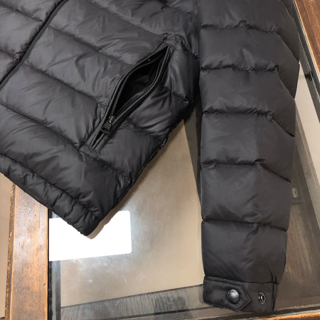 羽绒 🆕🆕Moncler 蒙口 Brendann 25秋冬最新男士短款羽绒夹克外套!专柜同步上新🈶售~帽