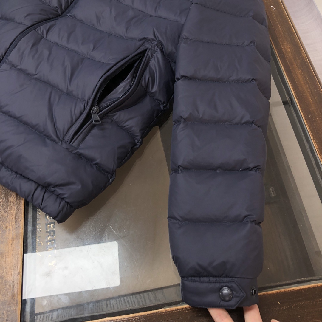 羽绒 🆕🆕Moncler 蒙口 Brendann 25秋冬最新男士短款羽绒夹克外套!专柜同步上新🈶售~帽