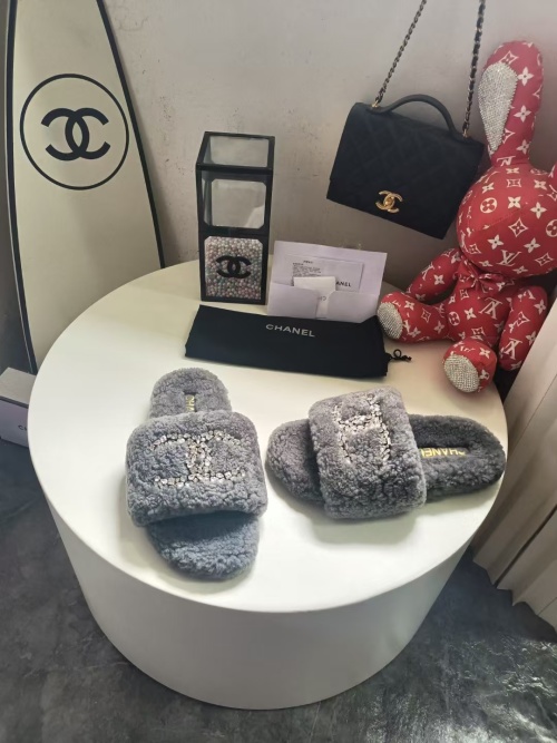 Chanel Women's Fashionable Wool Slippers Warm Bottom Trendy Comfortable Shoes 1 Chanel Women's Fashionable Wool Slippers Warm Bottom Trendy Comfortable Shoes