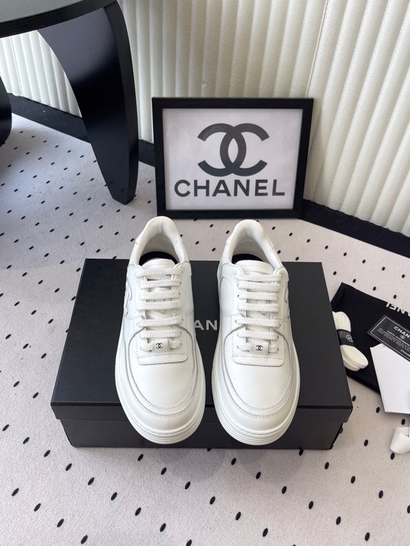 NO:489588,Chanel's new panda casual shoes top version original purchase and development full of fashionable footwear The love of internet celebrity bloggers Super popular model Imported cowhide upper Sheepskin lining Original TPU outsole Size: 35-41, casual shoes/sports shoes, chanel, sneakers, cowhide, sheepskin19860909Chanel新款熊猫休闲板鞋 顶级版本 原版购入开发 上脚时髦感十足 网红博主的挚爱 超高人气款 进口牛皮鞋面 羊皮内里 原版TPU大底 Size:35-41,休闲鞋/运动鞋,chanel,sneakers,cowhide,sheepskin,Women's Shoes