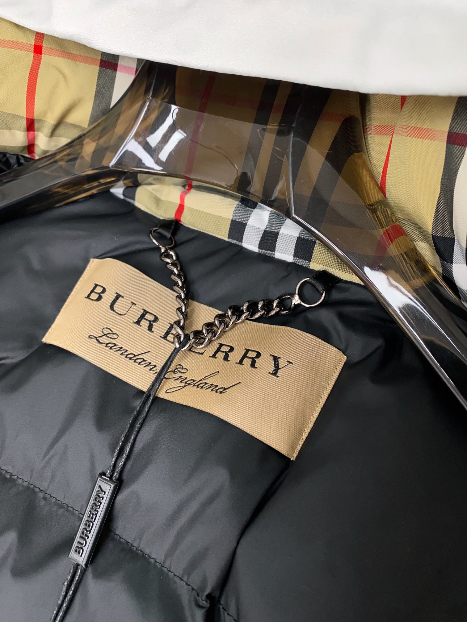 白色设计细节特写镜头