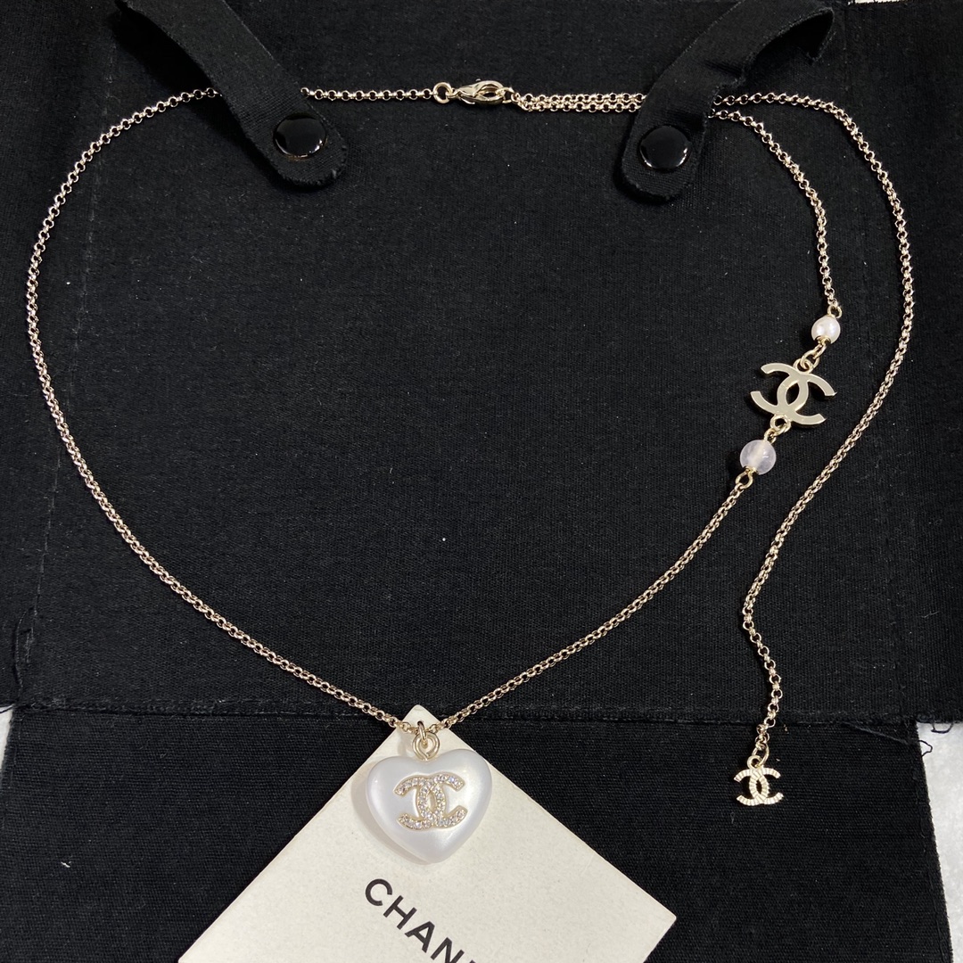 【XX0143】 (nueva versión sin descuento) 【CH@NEL 香@儿 21B collar de corazón blanco】 ¡Muchas formas de usarlo!! Me encanta,…