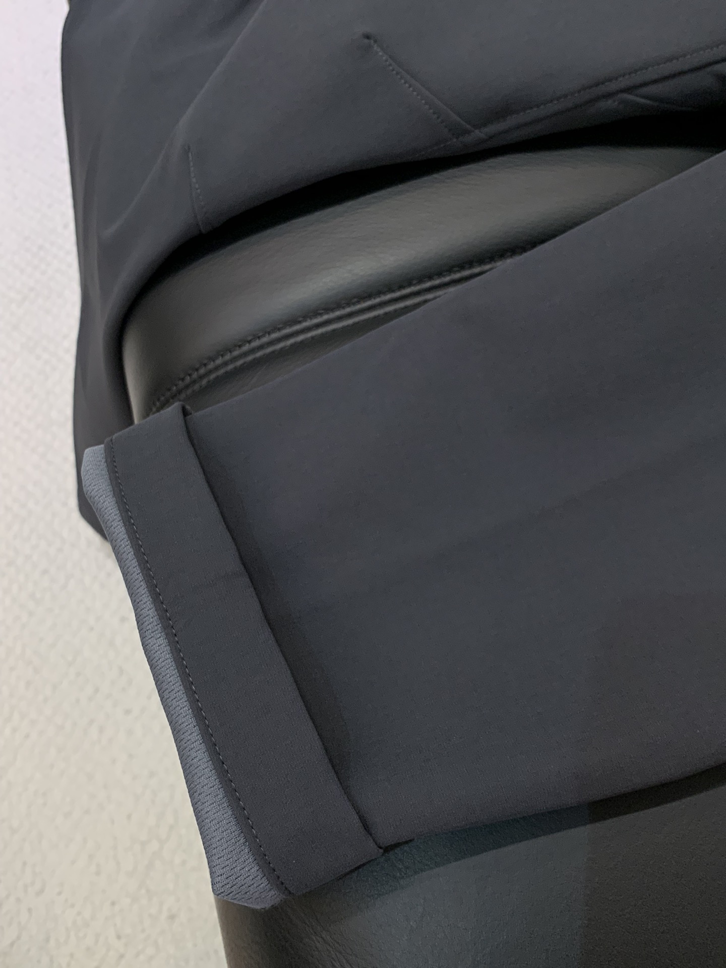 ，ARCTERYX 始祖鸟，2025秋季新品，时尚休闲裤，专柜同步有售，原单狠货，采用进口原版面料，顶级