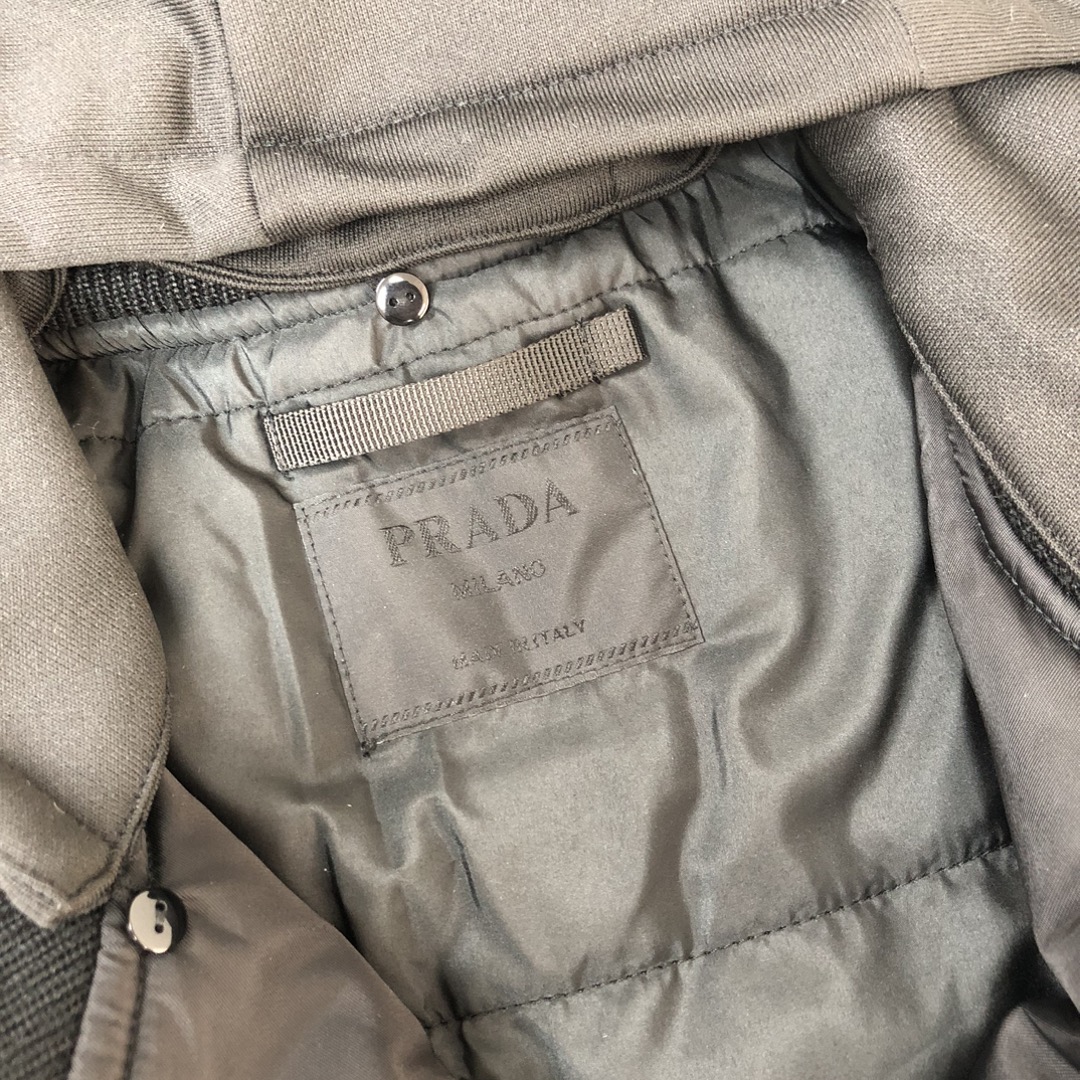 羽绒 🆕🔥 PRADA 普拉达 25秋冬最新款拼皮羽绒服～ 减龄短款棒球领～丨⚠独家yb开发！高版出品！