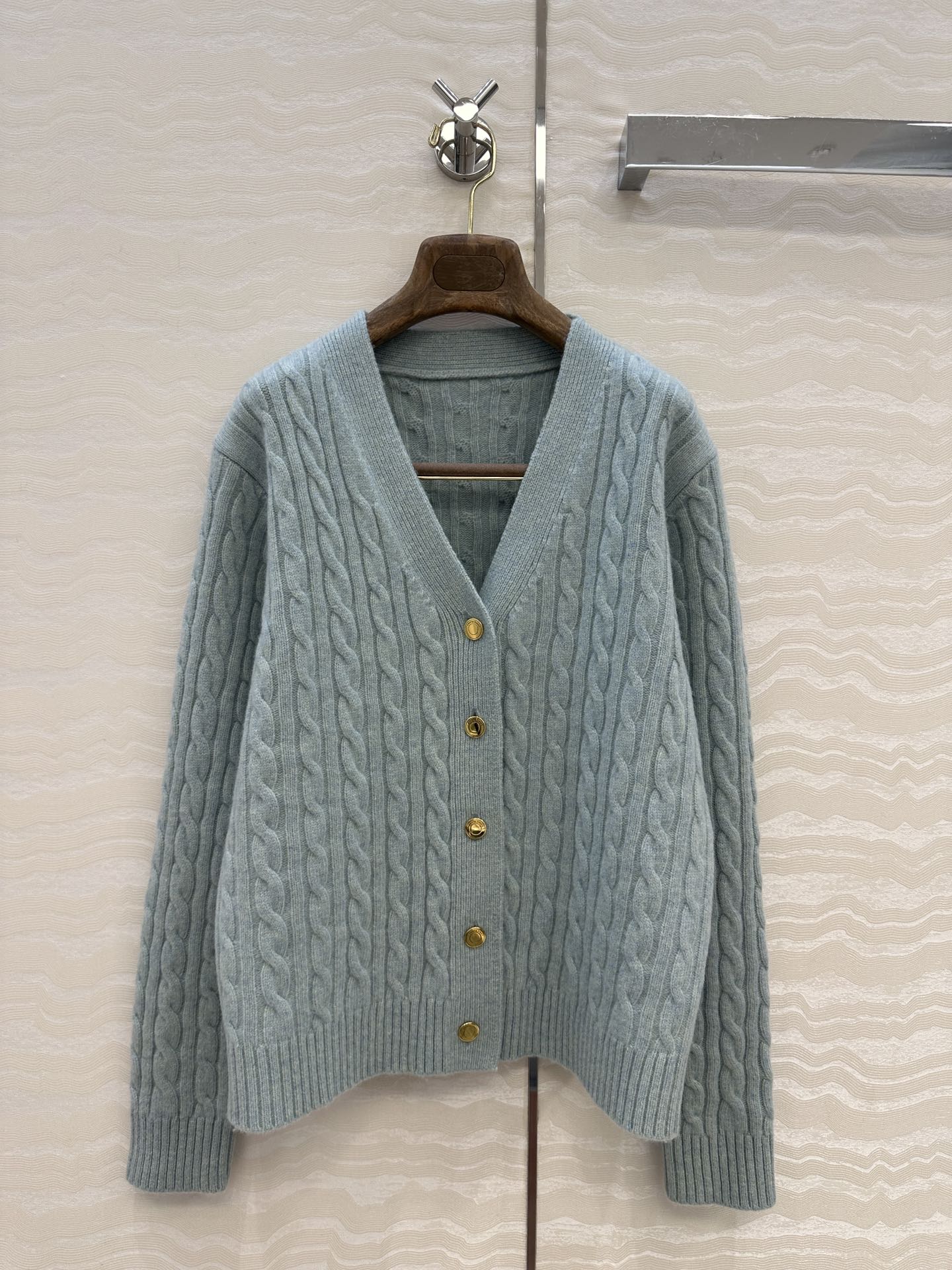 独家首发❤️高端原单品质，lP🆕高智感 老钱风穿搭气质V领羊毛外套！品质控必入！100%进口羊毛重磅克重