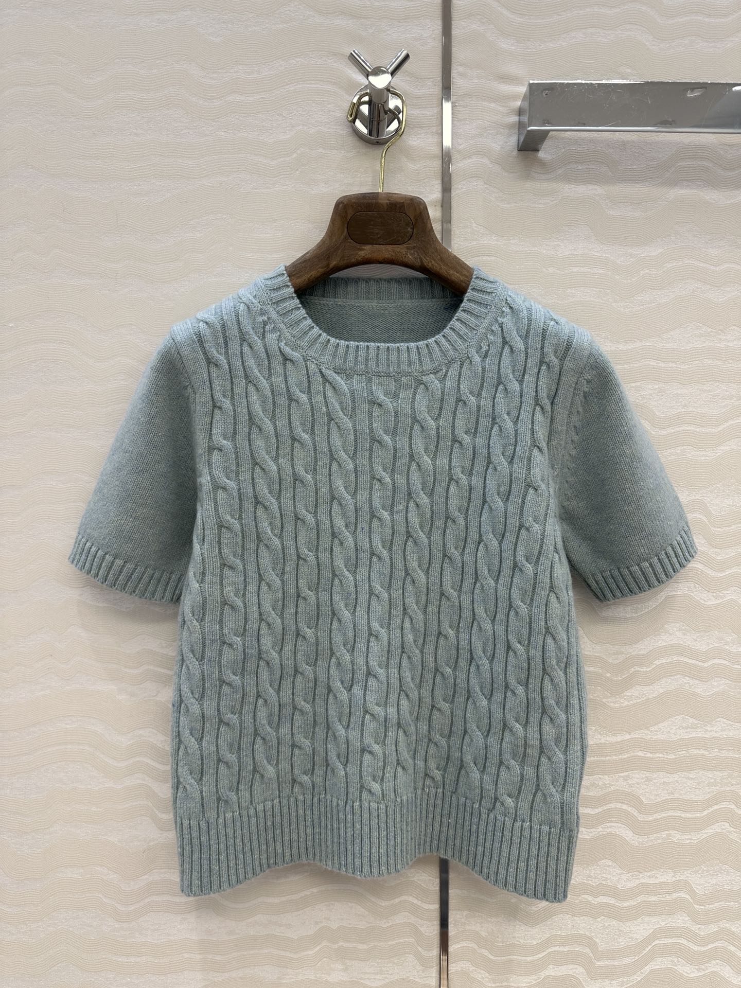 独家首发❤️高端原单品质，lP🆕高智感 老钱风穿搭气质圆领羊毛短袖上衣！品质控必入！100%进口羊毛重磅