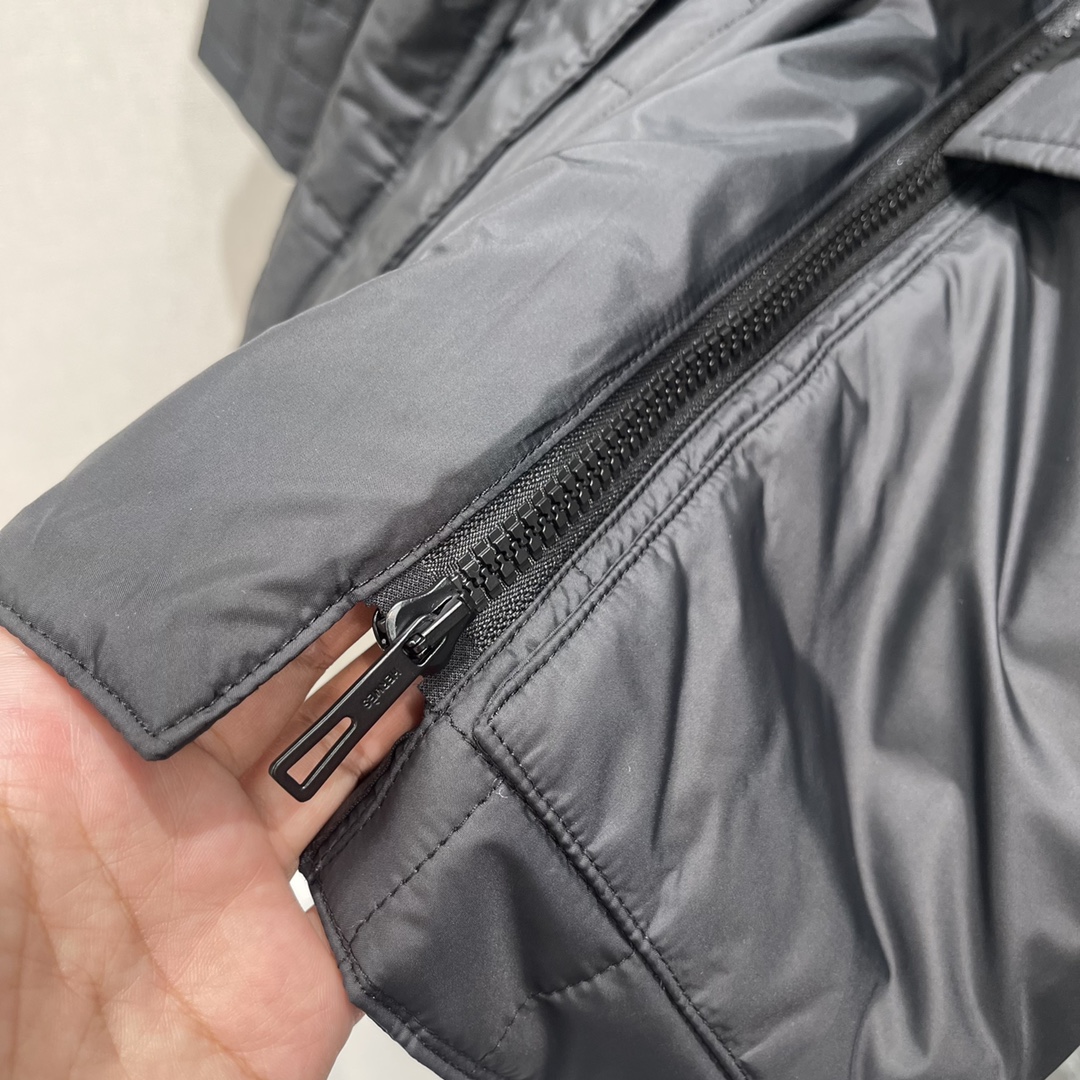 Her 25秋冬新款 立领衔缝大衣 立领拉链中长棉服外套菱格棉服经典格纹珩线工艺时尚又显瘦 改良立领设计