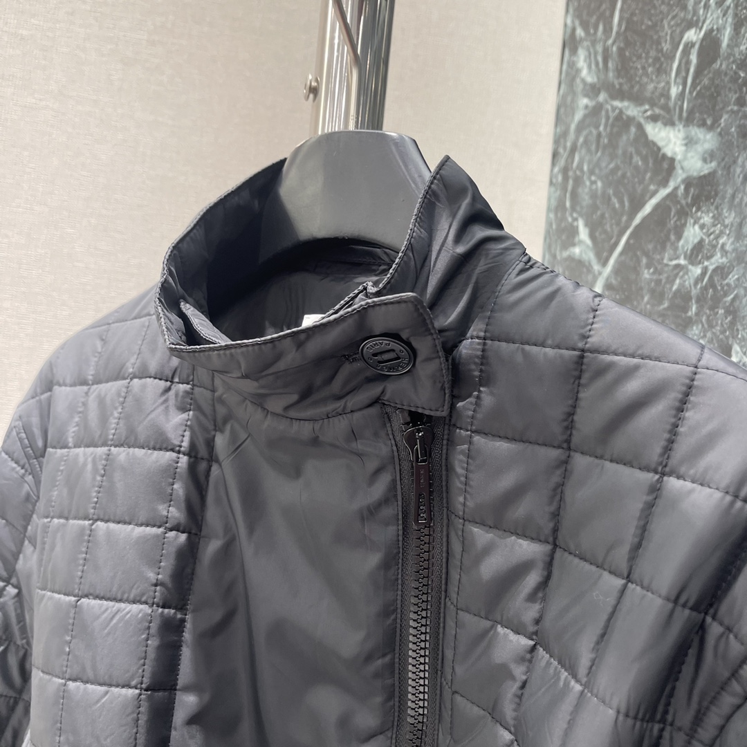 Her 25秋冬新款 立领衔缝大衣 立领拉链中长棉服外套菱格棉服经典格纹珩线工艺时尚又显瘦 改良立领设计