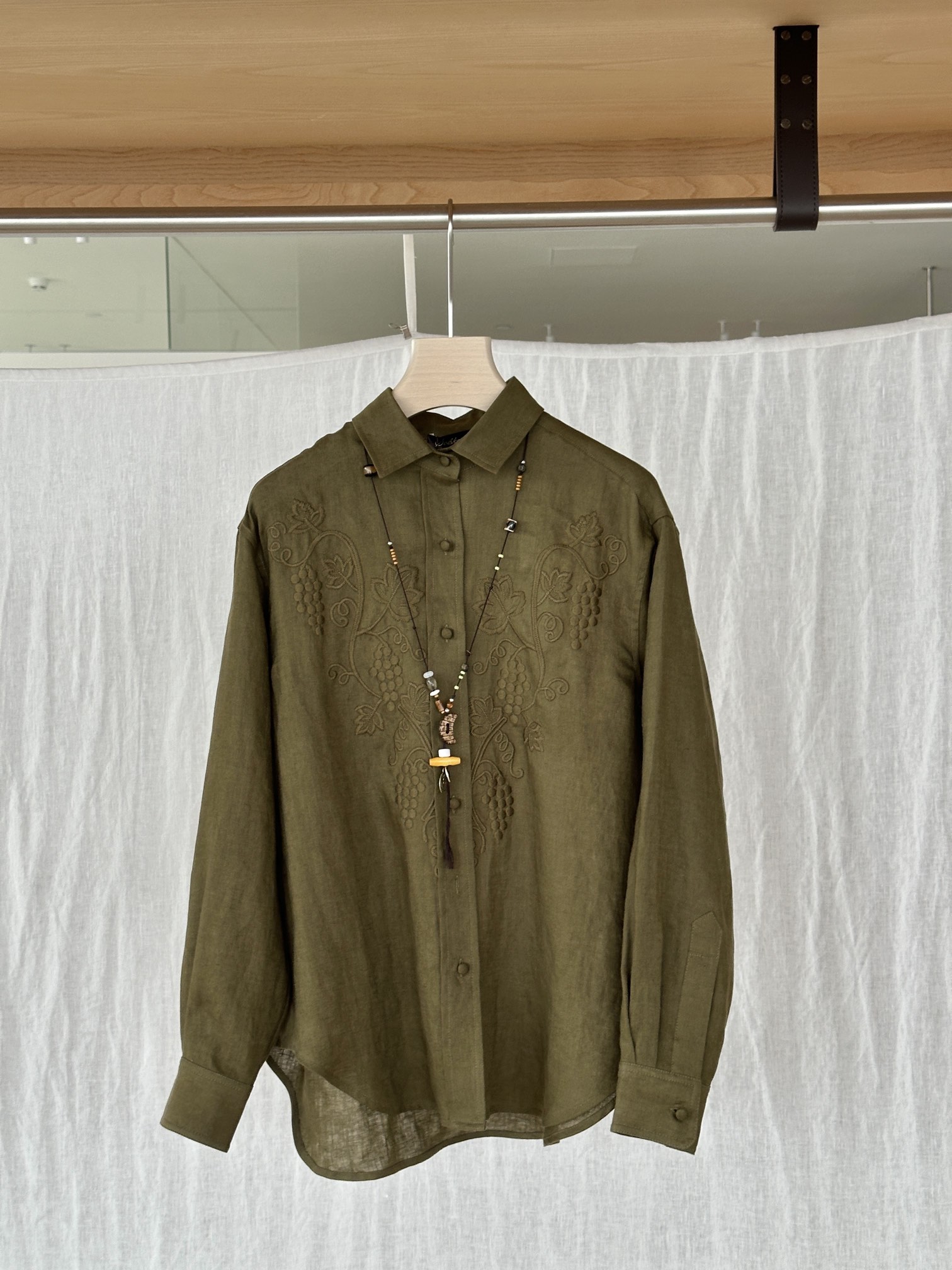 NO:503658,YS ｜ NEW ARRIVALS Linen Jacquard Embroidery + Customized Shirt Chain Details Tone Style Very textured SML,,shirts,alexander wang19860909YS ｜ NEW ARRIVALS 亚麻 提花刺绣 + 定制衬衫链 细节 色调 版型 非常有质感  SML,,shirts,alexander wang,Women's clothing