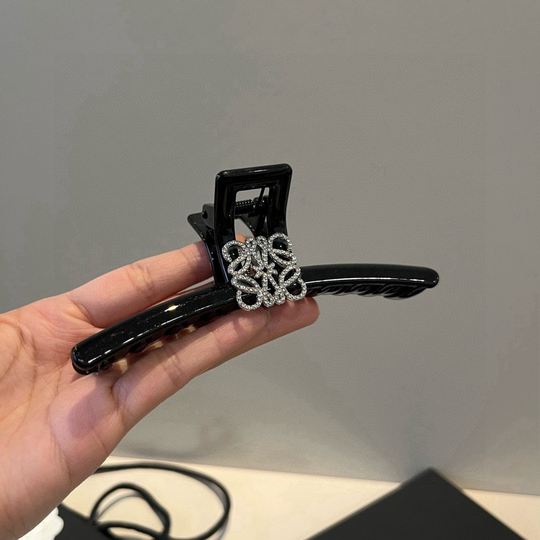 🆕LOEWE罗意威新款发夹