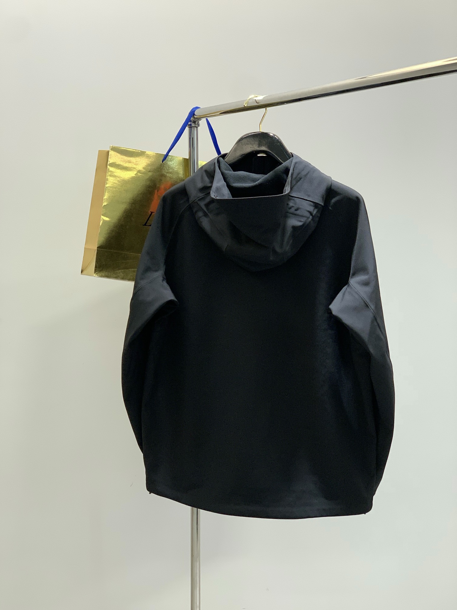 ，HELLY HANSEN/HH 男新款户外防水抓绒软壳衣外套夹克压胶软壳衣 实用性特别强 好东西 奥丁