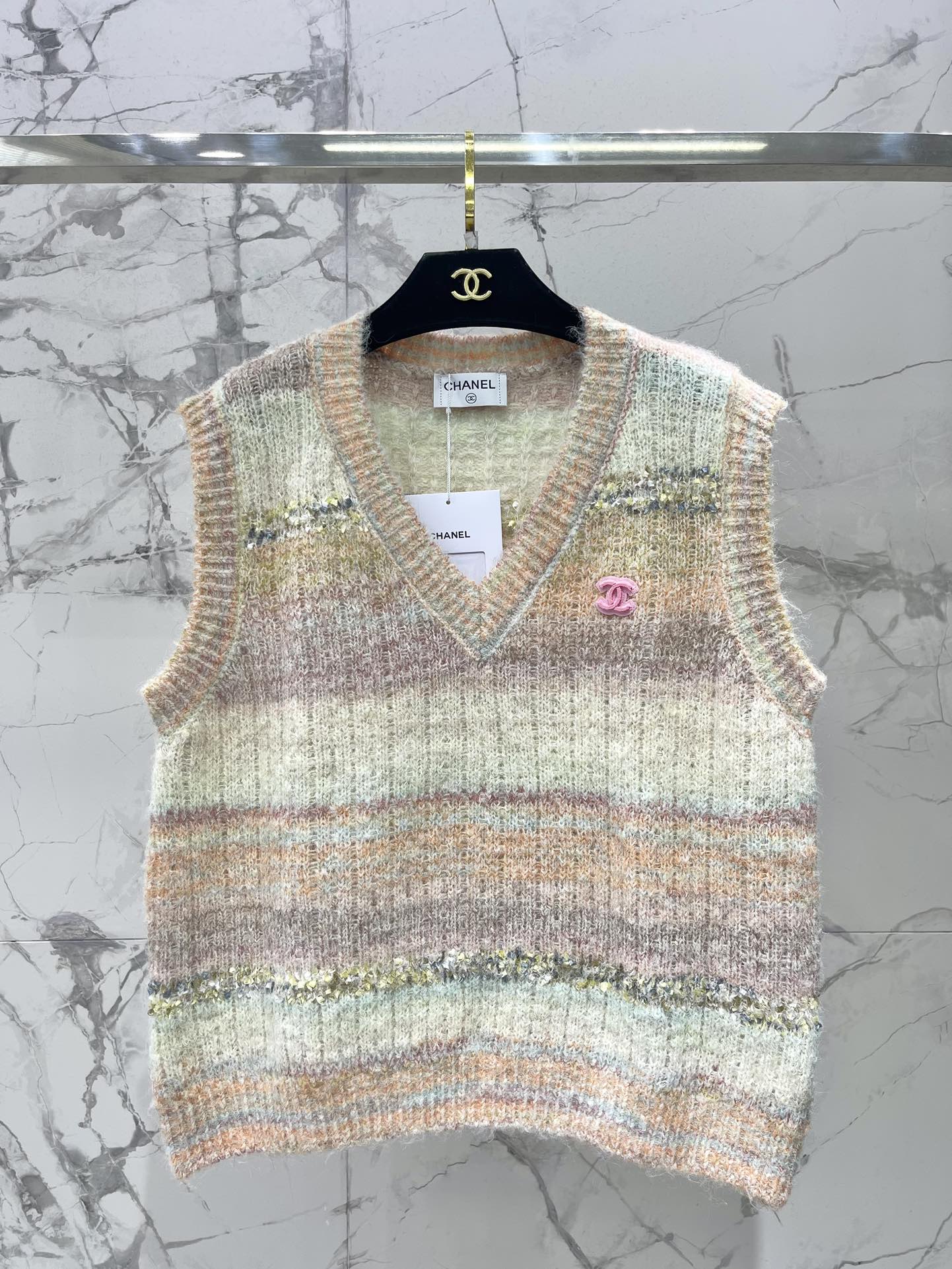 Chanel V-Neck Sleeveless Mohair Vest Gradient Patchwork Top 2 i1758100990 7247 0