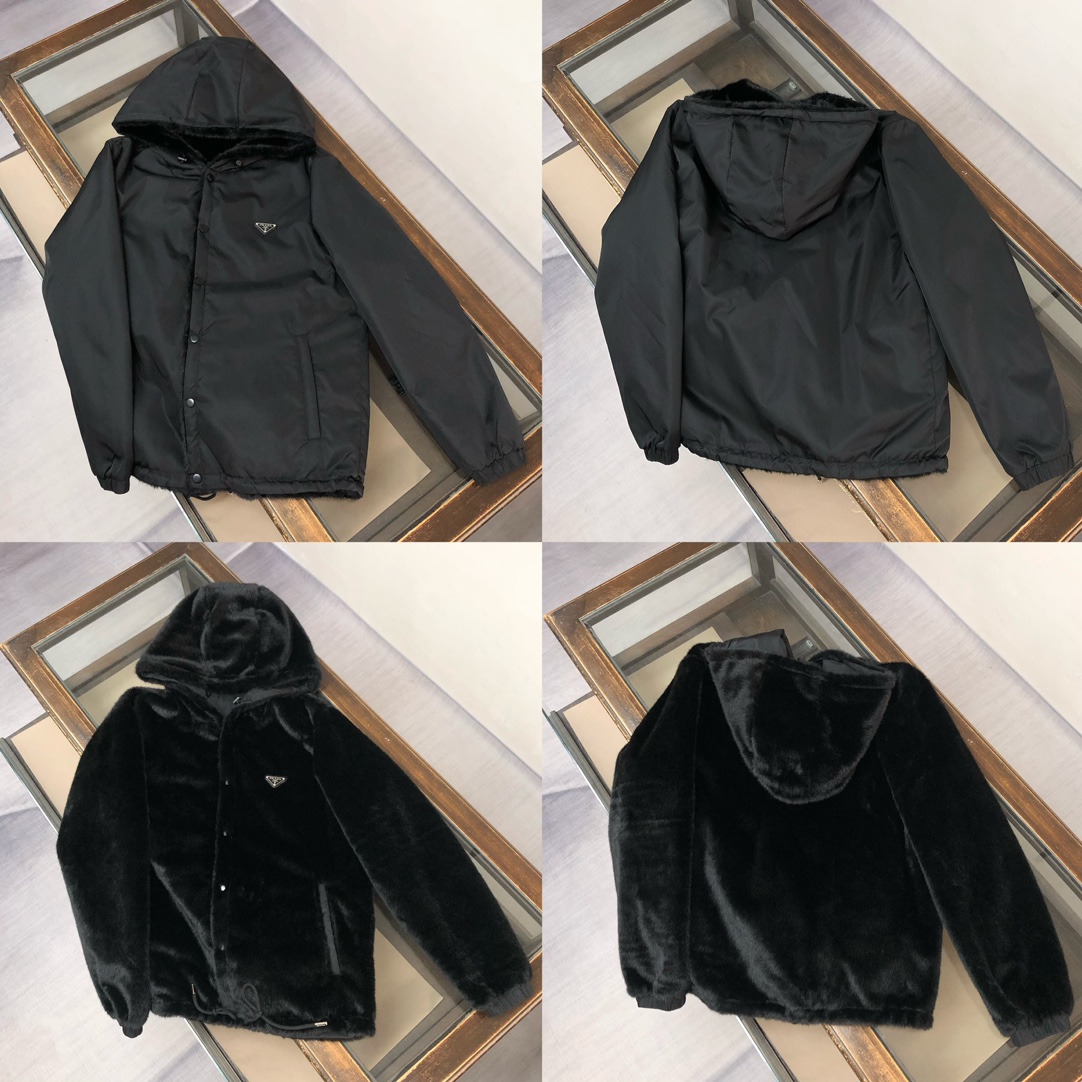 外套 🆕PRADA 普拉达 25秋冬新款双面穿夹克外套～两面🉑穿～满足多种穿搭风格～超级狠货 ！简约廓形