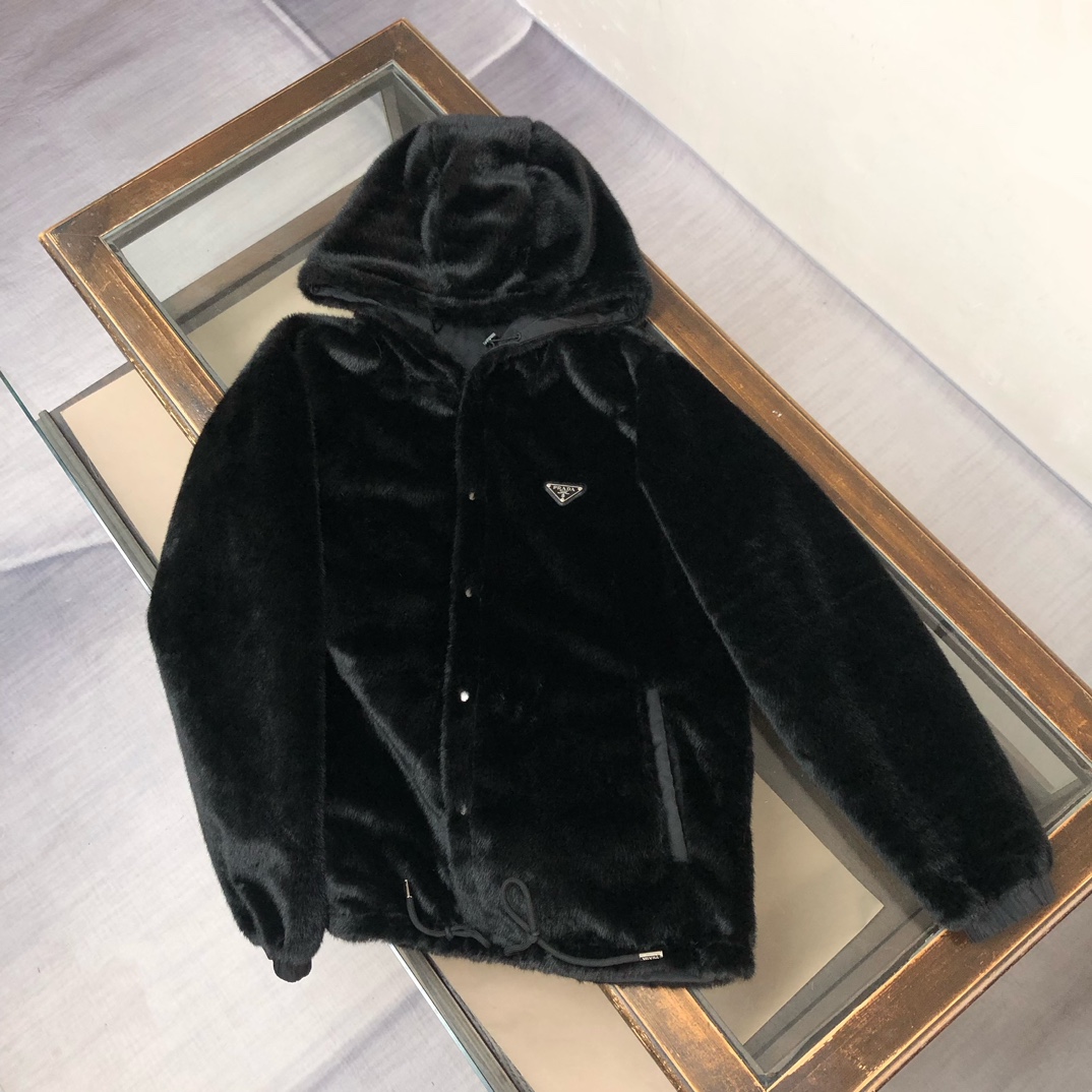 外套 🆕PRADA 普拉达 25秋冬新款双面穿夹克外套～两面🉑穿～满足多种穿搭风格～超级狠货 ！简约廓形