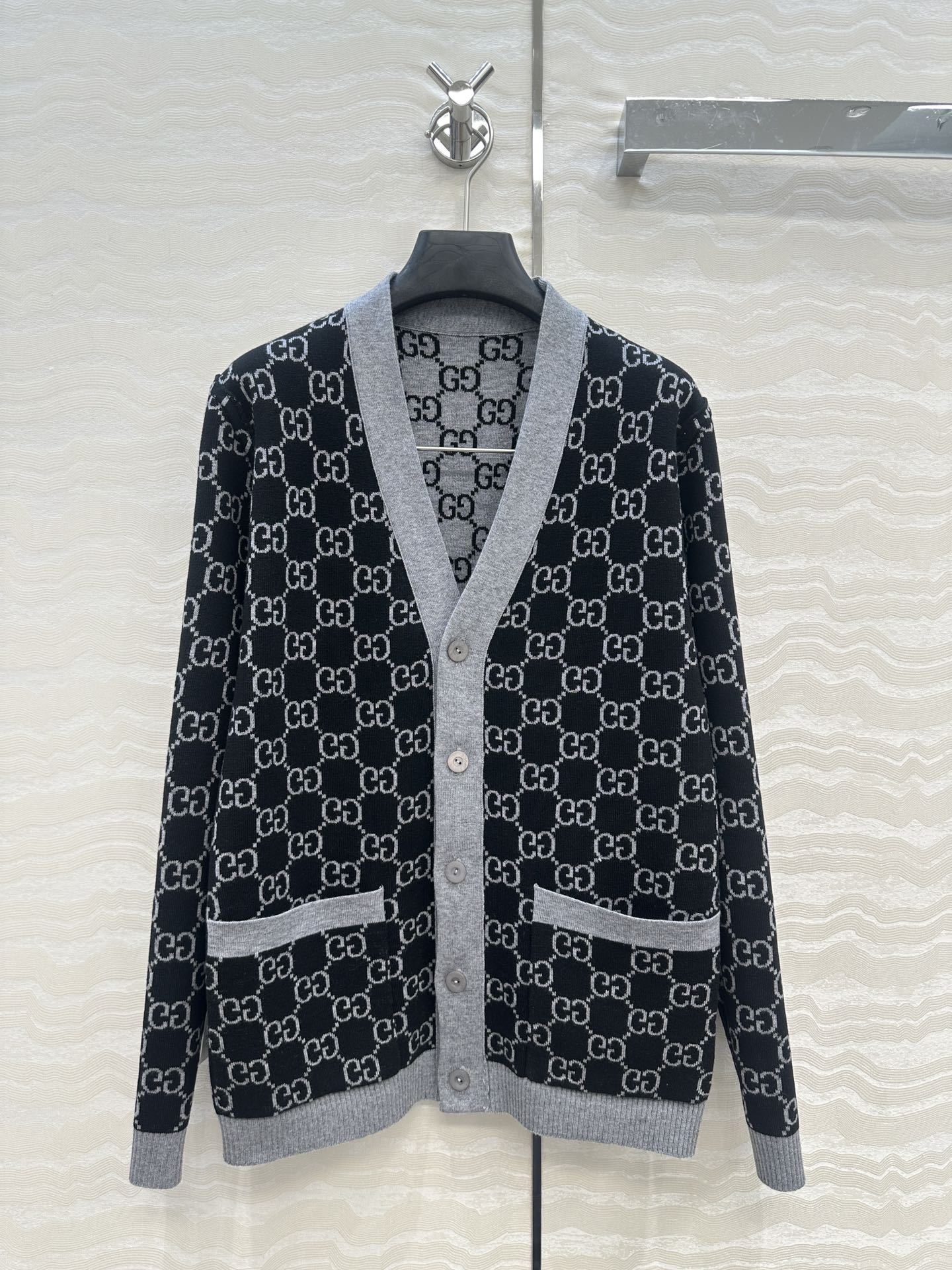 独家首发❤️原单品质，格蕾系穿搭GG复古提花羊毛开衫外套，双面可穿设计，经典V领单排扣，气质名媛少女减龄