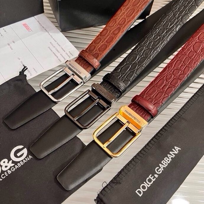 Dolce&Gabbana 新款 鳄鱼皮腰带，雅致配饰，搭配经典滚轴搭扣：35 毫米