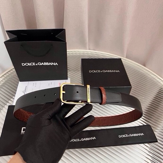 Dolce&Gabbana 新款 鳄鱼皮腰带，雅致配饰，搭配经典滚轴搭扣：35 毫米