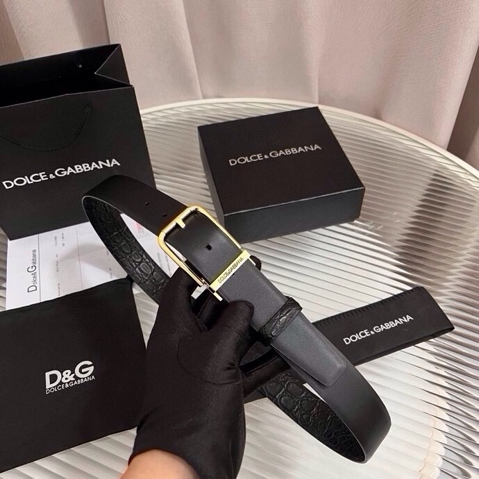 Dolce&Gabbana 新款 鳄鱼皮腰带，雅致配饰，搭配经典滚轴搭扣：35 毫米
