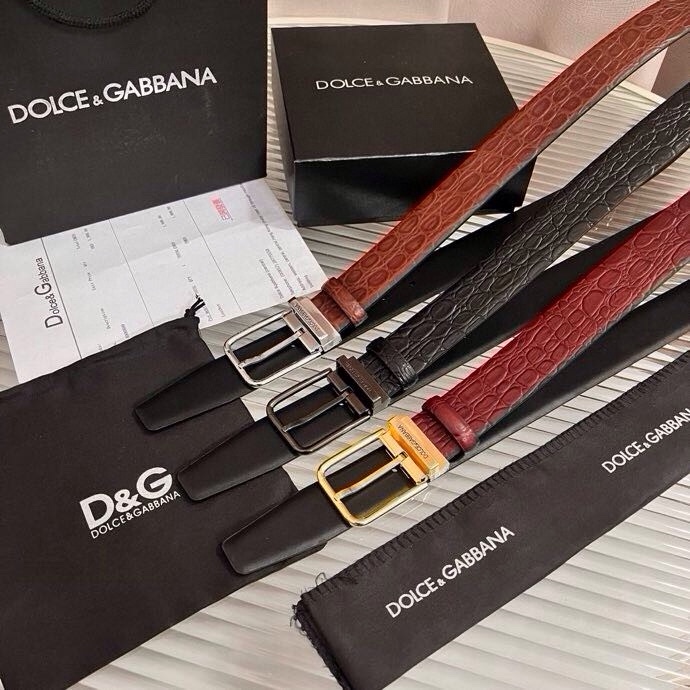 Dolce&Gabbana 新款 鳄鱼皮腰带，雅致配饰，搭配经典滚轴搭扣：35 毫米