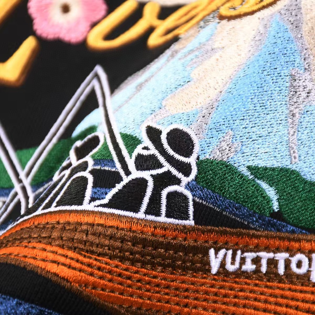 路易威登/Louis Vuitton 秋冬新款 Nigo联名垂钓刺绣圆领卫衣 路易威登/Louis Vuitton 秋冬新款 Nigo联名垂钓刺绣圆领卫衣