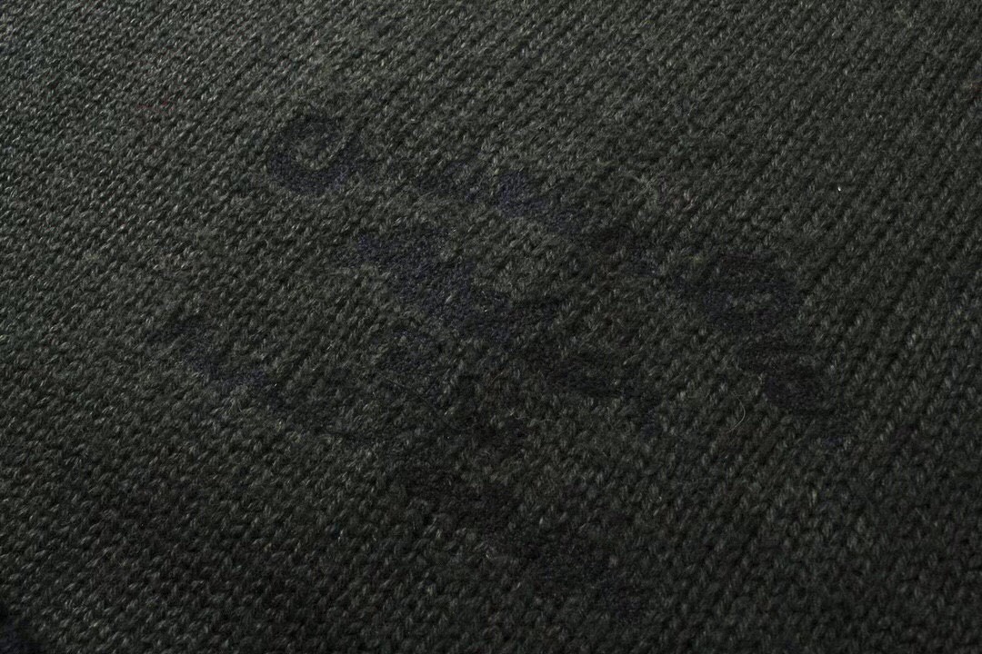 迪奥/Dior 秋冬新款 经典字母刺绣针织开衫毛衣