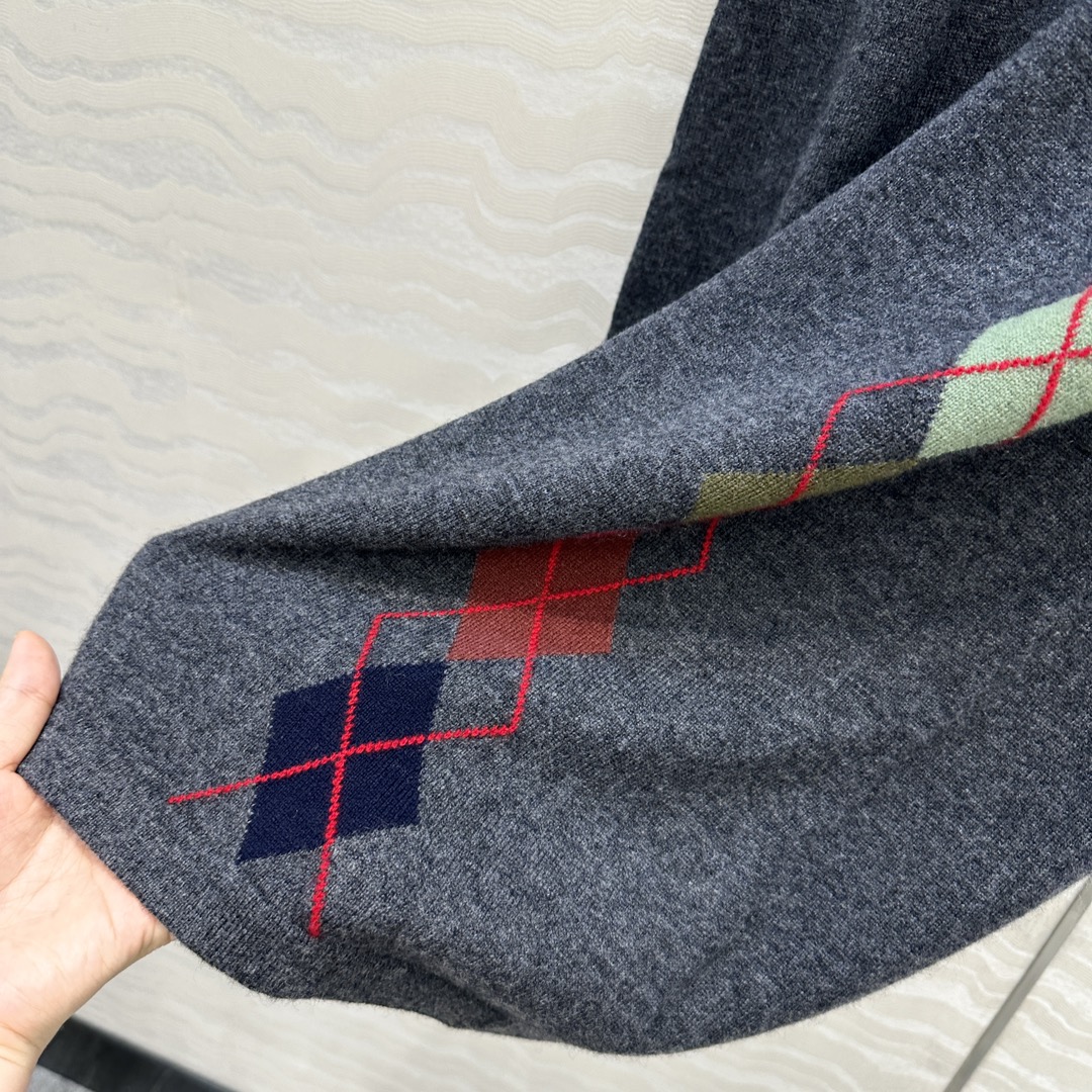 独家首发❤️高端原单品质，ER知识分子时髦分穿搭，重工艺彩色菱格嵌花羊绒长半裙！高级深灰撞色灵动俏皮减龄