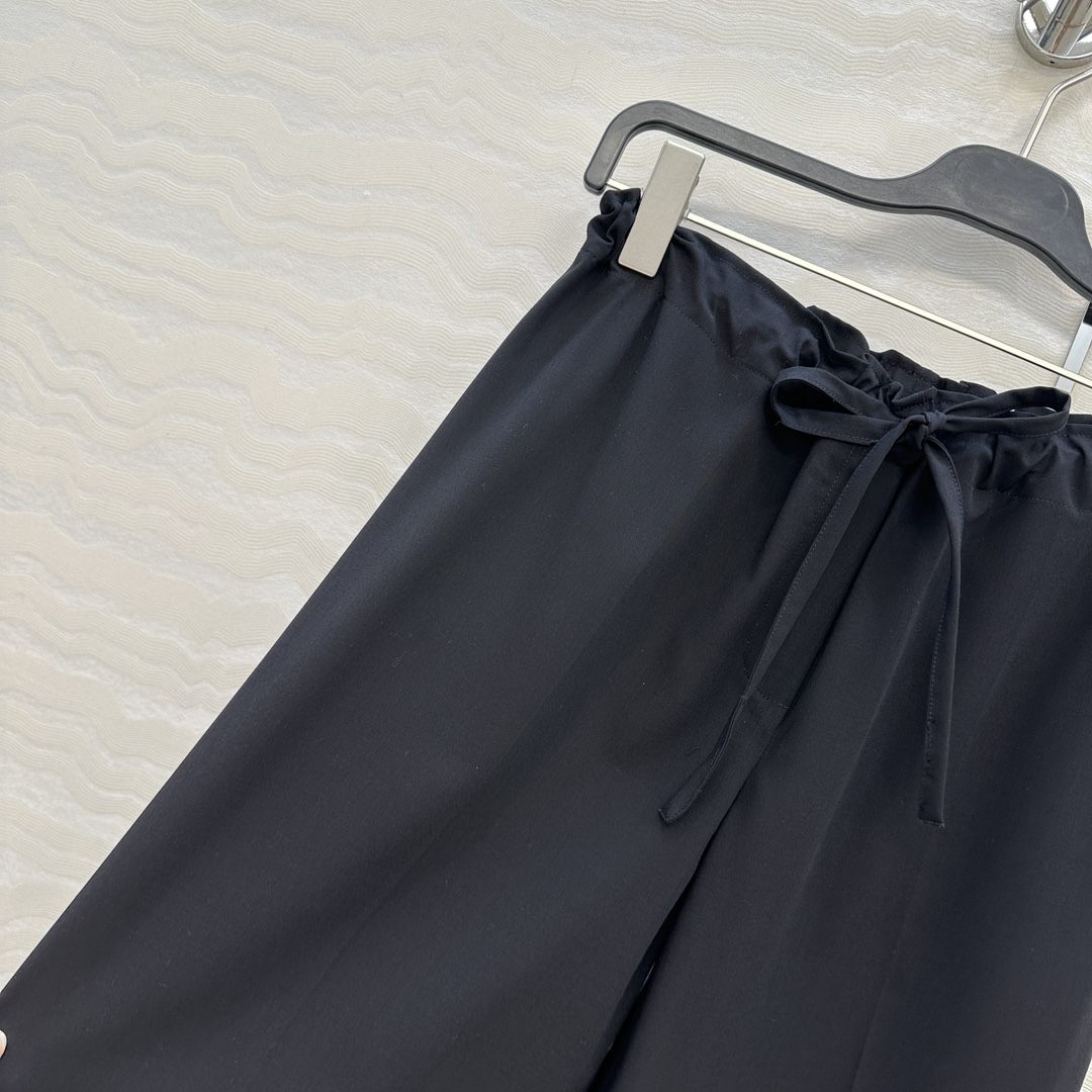 独家首发！原单品质❤️Row风高智感穿搭！潇洒帅气的高级羊毛阔腿神裤！非常修饰腿型的抽绳腰设计一片式立体