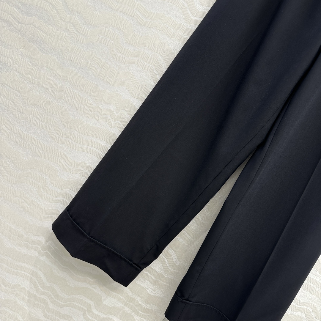 独家首发！原单品质❤️Row风高智感穿搭！潇洒帅气的高级羊毛阔腿神裤！非常修饰腿型的抽绳腰设计一片式立体