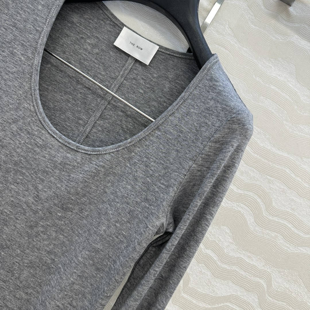 独家首发❤️原单品质，Row风纸片人穿搭！进口天丝羊毛U领打底衫！超级显瘦神器！极简叠搭单品！白富美必入