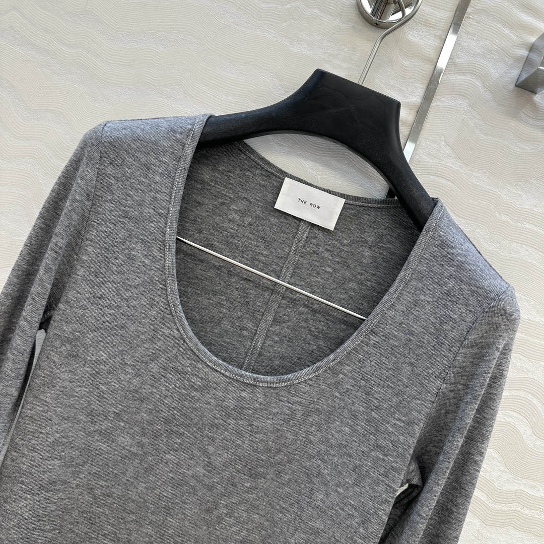 独家首发❤️原单品质，Row风纸片人穿搭！进口天丝羊毛U领打底衫！超级显瘦神器！极简叠搭单品！白富美必入