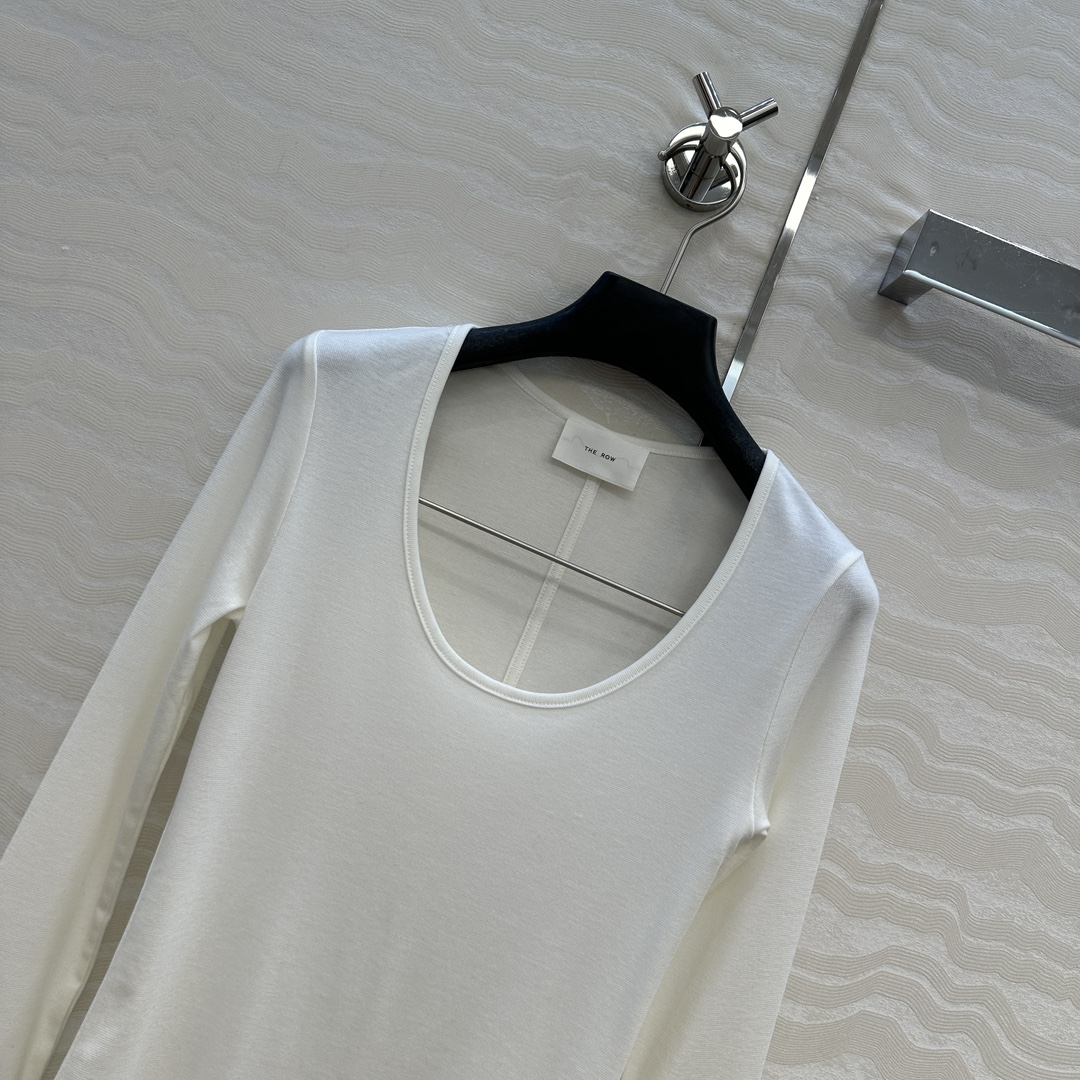 独家首发❤️原单品质，Row风纸片人穿搭！进口天丝羊毛U领打底衫！超级显瘦神器！极简叠搭单品！白富美必入