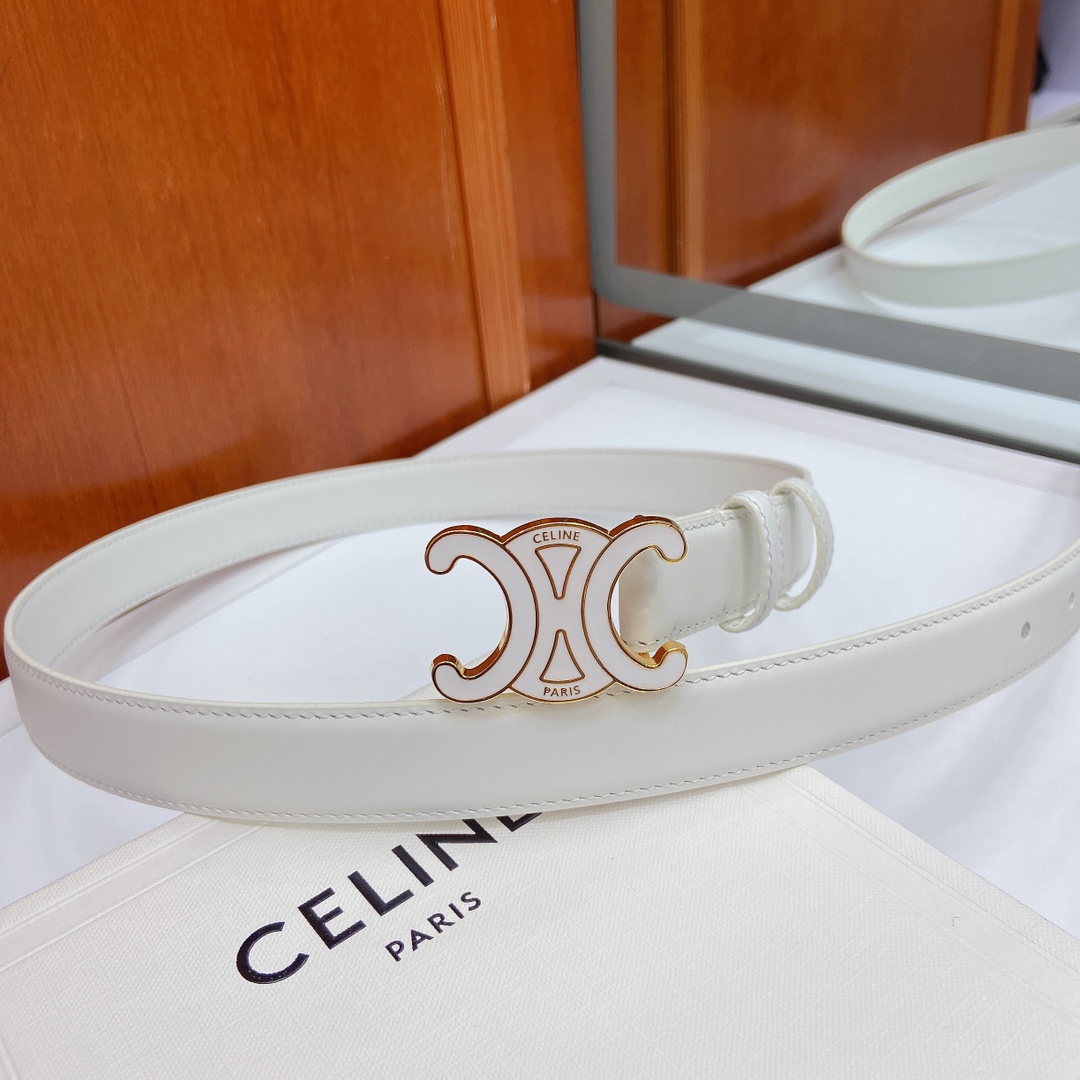 赛琳CELINE✅✅ 头层牛皮革，纯铜金属件，宽度：（2.5厘米）