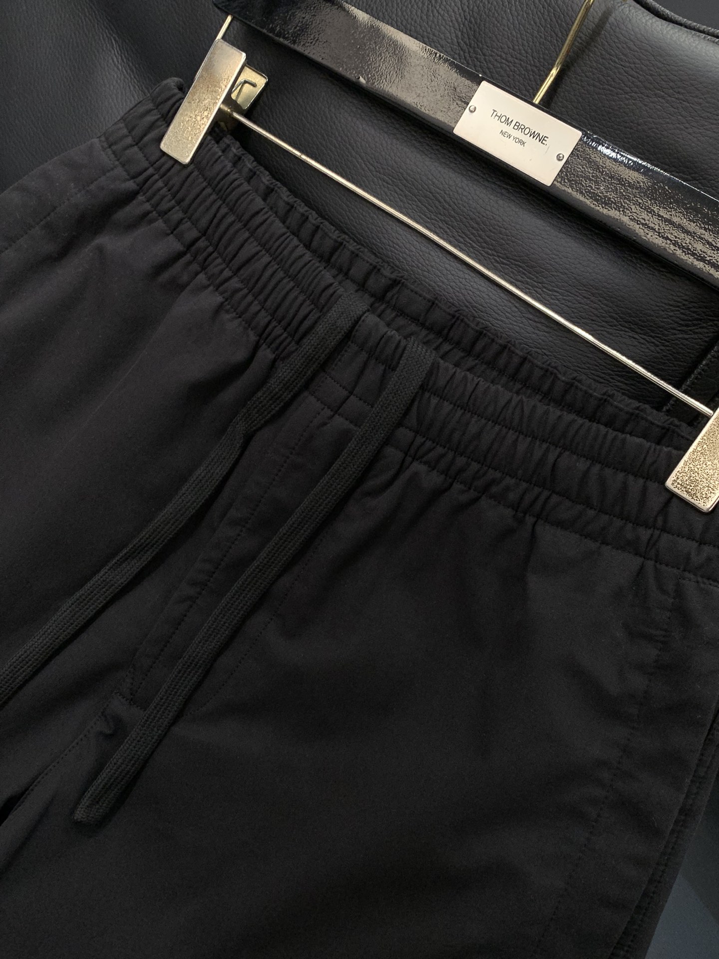 ，石头岛 复杂的工艺，考究的细节。井字纹日本产户外棉布…款同步最新工装系Stone 石头男士ComPas