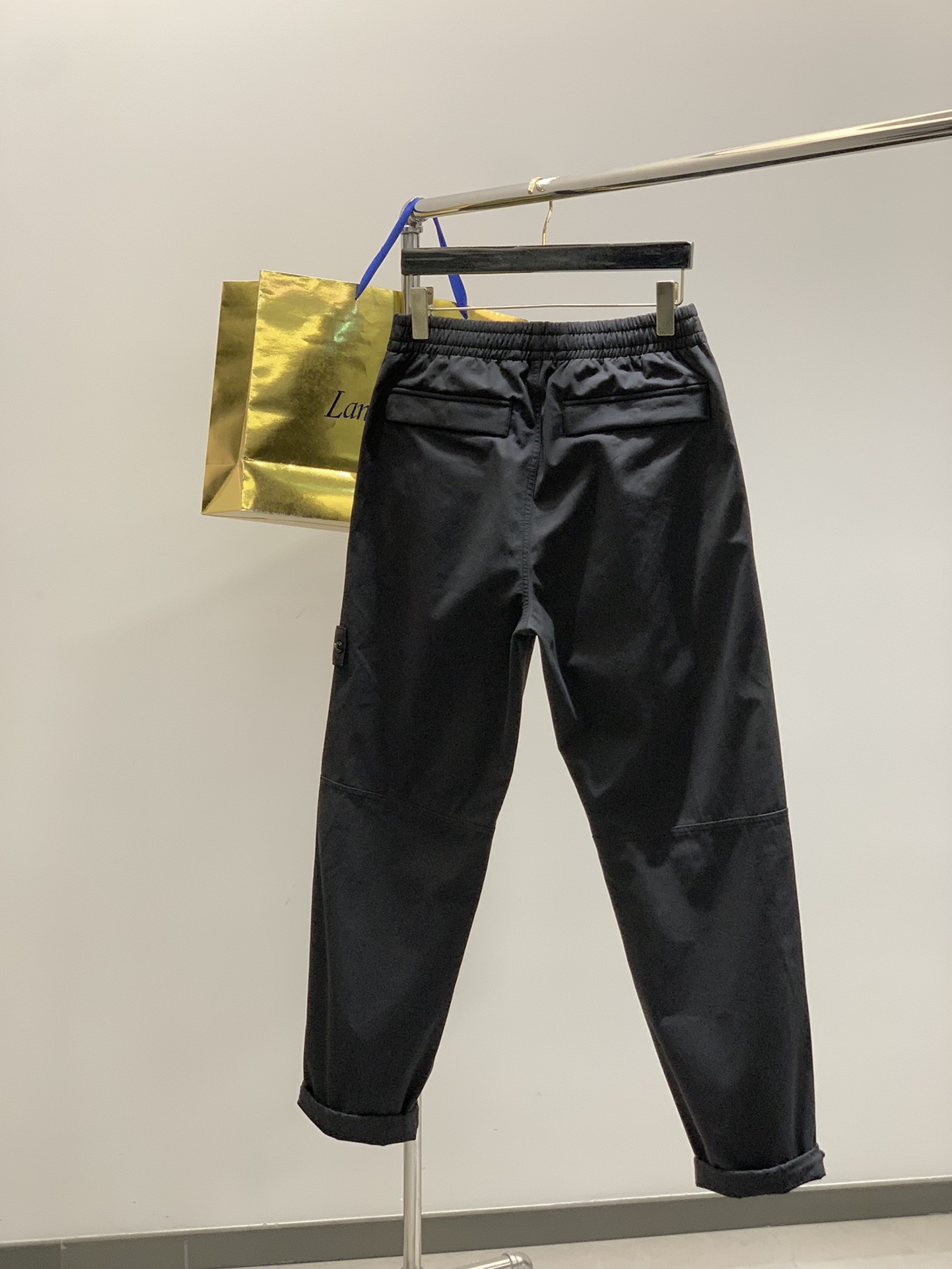 ，石头岛 复杂的工艺，考究的细节。井字纹日本产户外棉布…款同步最新工装系Stone 石头男士ComPas