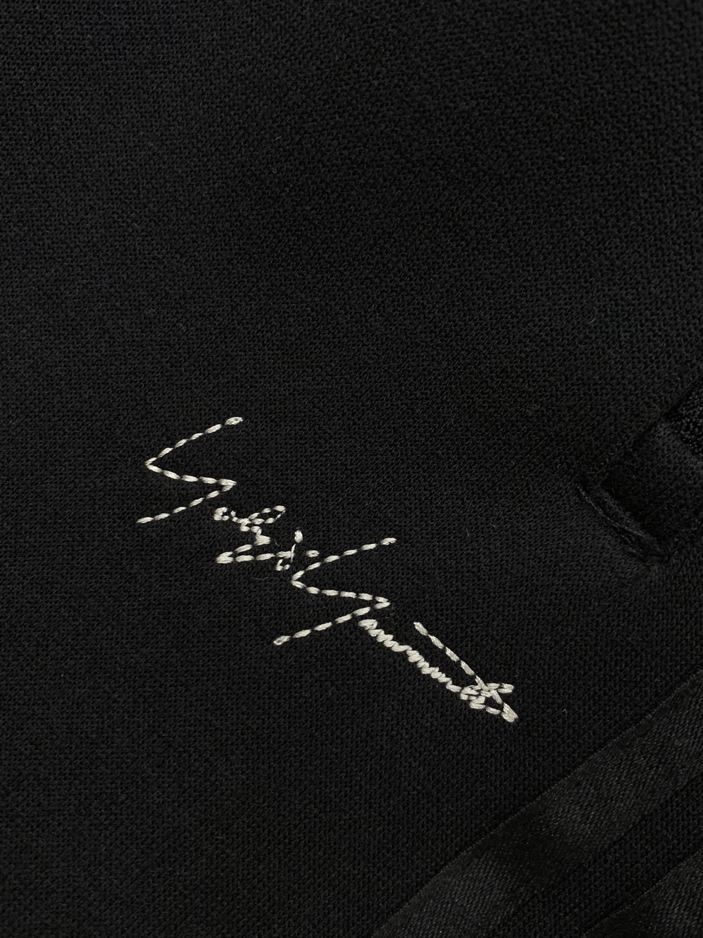 ，抽绳休闲裤时尚系列，独特设计，抽绳休闲长裤 订纱开始订染和订纺。国内某大厂出口日本 和供应几大顶级品牌