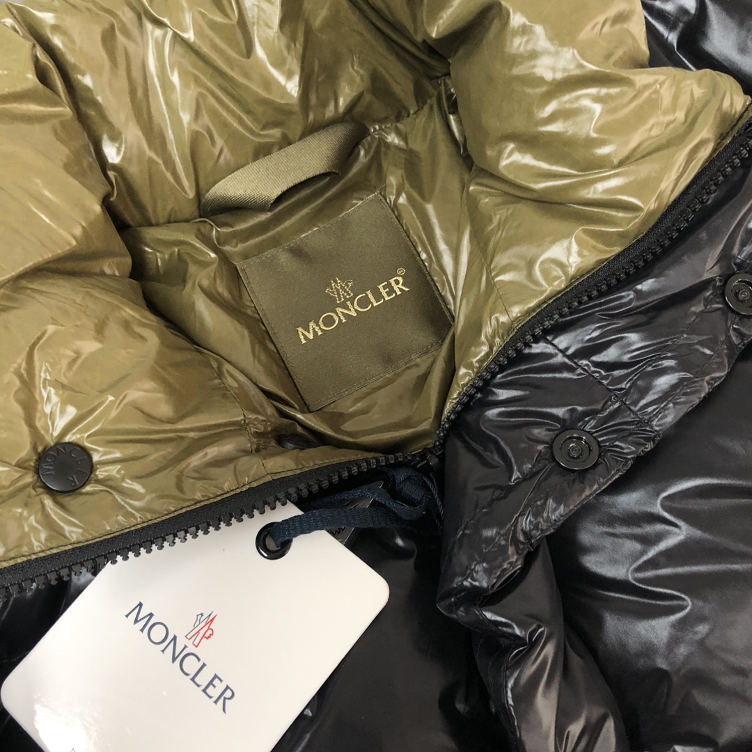 羽绒 🆕Moncler 蒙口 TriPiti 25秋冬最新款 TriPiti情侣款短款羽绒服，采用功能性