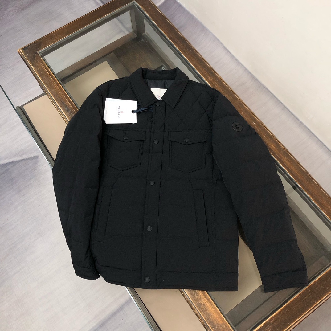 羽绒 🆕新款上架🎬MON*CLER 蒙口 25秋冬最新款男士工装衬衫羽绒服~采用轻盈且具有保护性的考究面
