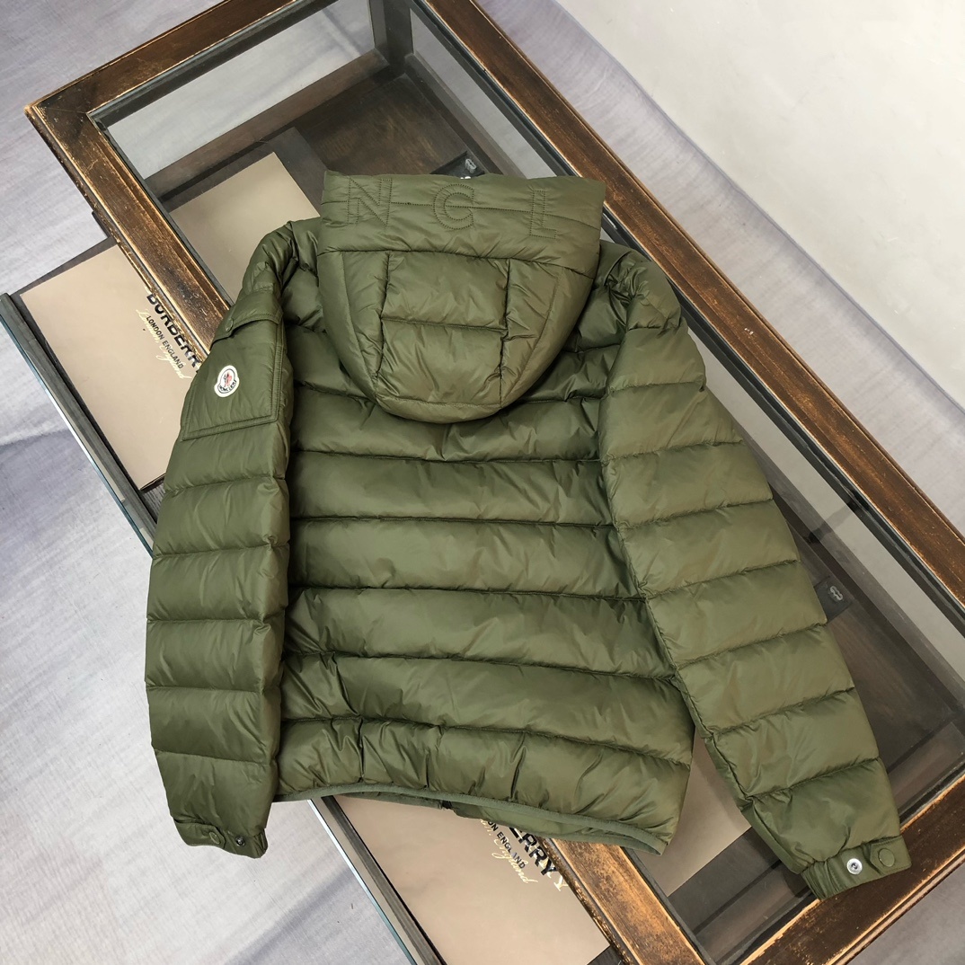 羽绒 🆕新款上架🎬Moncler 蒙口 Najan男士连帽羽绒服~男女同款~官网专柜同步上新🈶售~采用轻