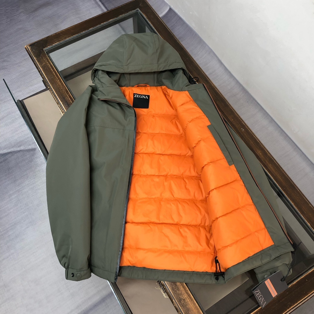 羽绒 🆕ZEGNA 杰尼亚 25秋冬最新连帽款男士羽绒服 ~完美质感 ,对于品质想必大家一定很清楚,高性