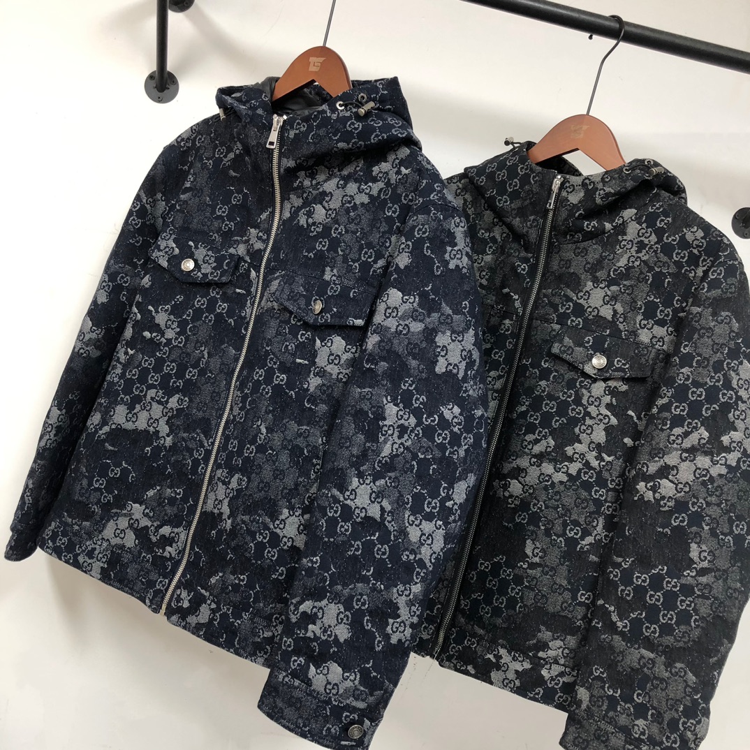 羽绒 GUCCI 古驰 25秋冬最新款连帽提花牛仔羽绒服，原单狠货，时尚休闲牛仔外套，上身很有特点！吸睛