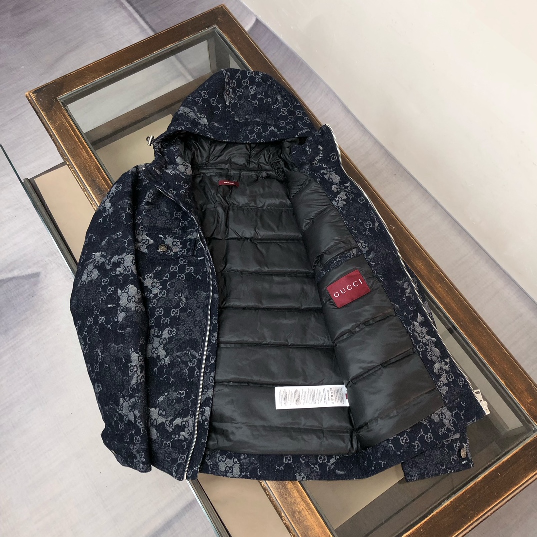羽绒 GUCCI 古驰 25秋冬最新款连帽提花牛仔羽绒服，原单狠货，时尚休闲牛仔外套，上身很有特点！吸睛