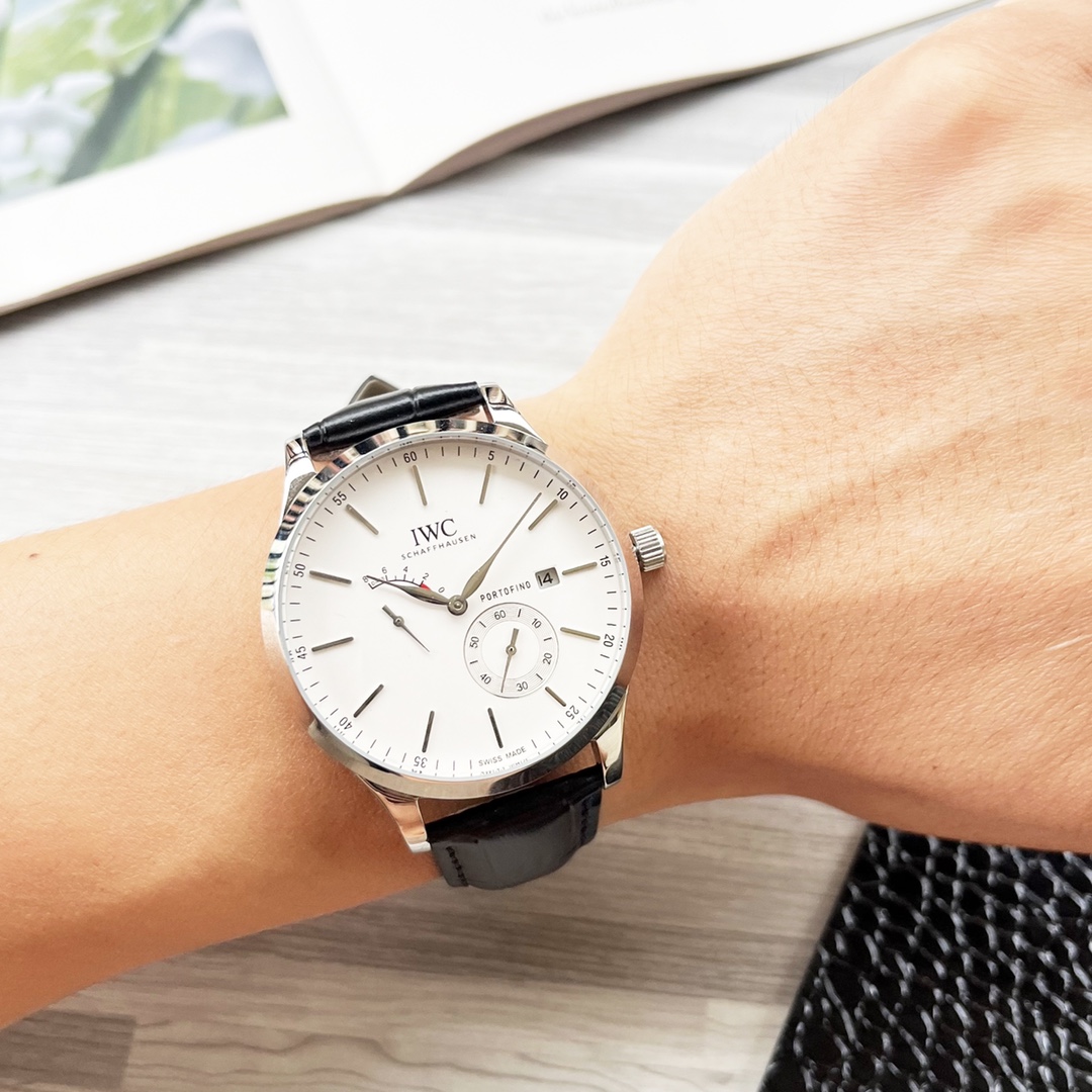 NO:340862,White-shell Gold-shell Steel Belt 20 [Latest] Wanguo Two-pin Half Design [Type] Boutique Men's Watch [Watch Strap] Real Cowhide Strap ///316 Stainless Steel Strap (Comfortable and Durable) [Movement] High-end Fully Automatic Mechanical Movement [Mirror] Mineral Strengthened Glass (Higher Definition) Elegant Taste, Exotic, Ingenious, Ingenious, Wrist Treasure, Size Diameter 41mm Thickness 12Mm Hot Sale!  Welcome to reprint!  , iwc,cowhide19860909白壳金壳钢带20【最新】万国二针半设计【类型】精品男士腕表【表带】真牛皮表带///316精钢表带（舒适耐用）【机芯】高端全自动机械机芯【镜面】矿物质强化玻璃（更高清） 品味高雅 浩瀚大气 匠心独运 腕间瑰宝 尺寸直径41mm厚12Mm热卖上市！欢迎转载！,,iwc,cowhide,Watch