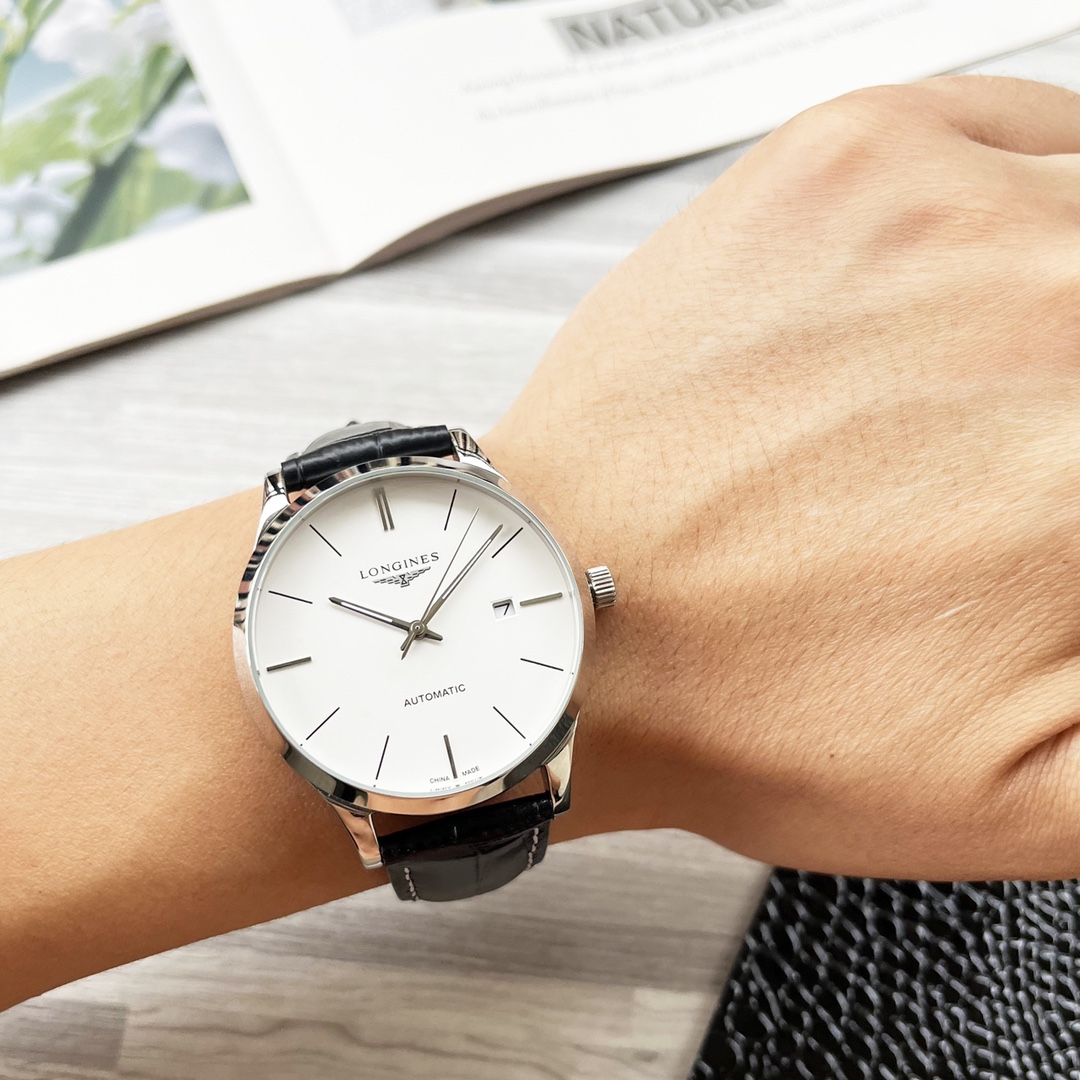 NO:340921,White shell and gold shell steel belt 20 [Latest] Longines three-pin design [Type] boutique men's watch [Watch strap] real cowhide strap ///316 stainless steel strap (comfortable and durable) [Movement] High-end fully automatic mechanical movement [Mirror] Mineral reinforced glass (higher definition) Elegant taste, vast and atmospheric, ingenious, wrist treasure, size diameter 41mm thick 12Mm hot sale!  Welcome to reprint!  longines cowhide19860909白壳金壳 钢带20【最新】浪琴三针设计【类型】精品男士腕表【表带】真牛皮表带///316精钢表带（舒适耐用）【机芯】高端全自动机械机芯【镜面】矿物质强化玻璃（更高清） 品味高雅 浩瀚大气 匠心独运 腕间瑰宝 尺寸直径41mm厚12Mm热卖上市！欢迎转载！,,longines,cowhide,Watch