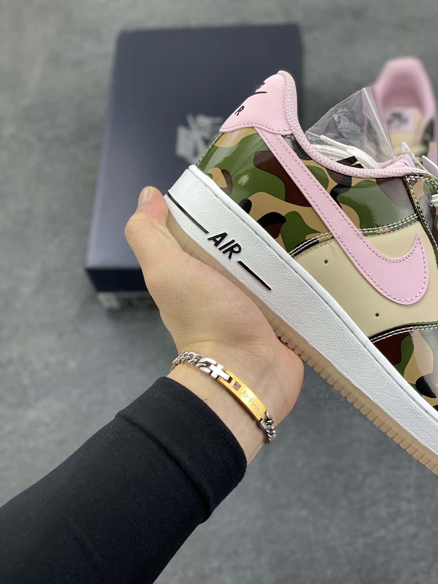 图片[6]-Air Force 1 Low 迷彩 原楦头原纸板 打造纯正空军版型 #专注外贸渠道 全掌内置蜂窝气垫 #原盒配件 原厂中底钢印、拉帮完美 货号：HQ1967-200 尺码：36 36.5 37.5 38 38.5 39 40 40.5 41 42 42.5 43 44 44.5 45 46-选品中心