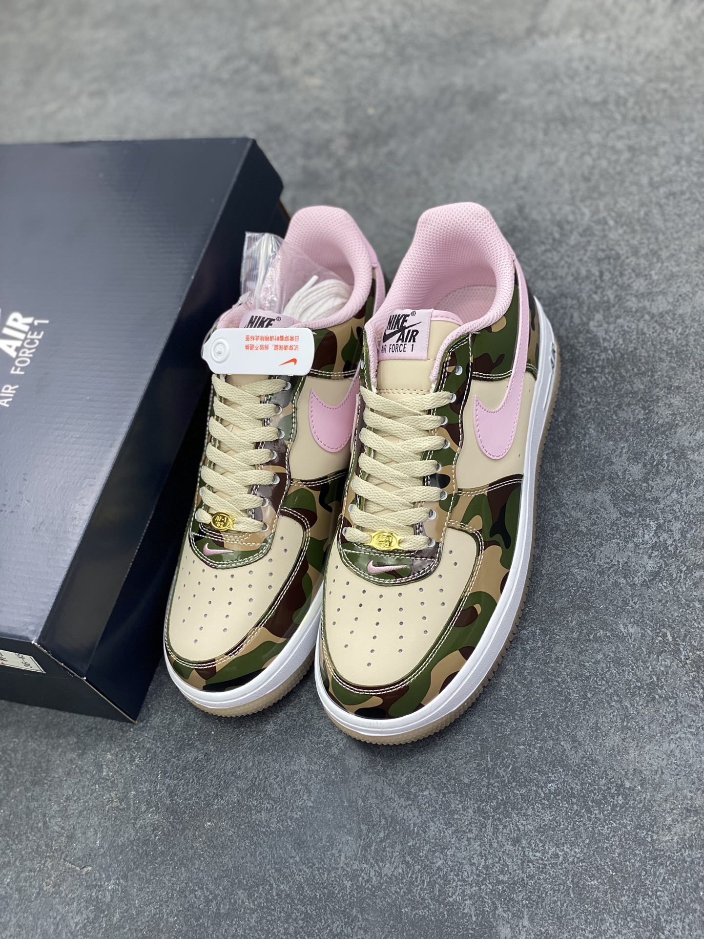 图片[8]-Air Force 1 Low 迷彩 原楦头原纸板 打造纯正空军版型 #专注外贸渠道 全掌内置蜂窝气垫 #原盒配件 原厂中底钢印、拉帮完美 货号：HQ1967-200 尺码：36 36.5 37.5 38 38.5 39 40 40.5 41 42 42.5 43 44 44.5 45 46-选品中心