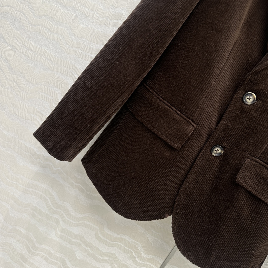 独家首发❤️原单品质，RL浓郁美式风穿搭，定制巧克力棕色灯芯绒西装外套！减龄学院风气质高级单品。经典收腰